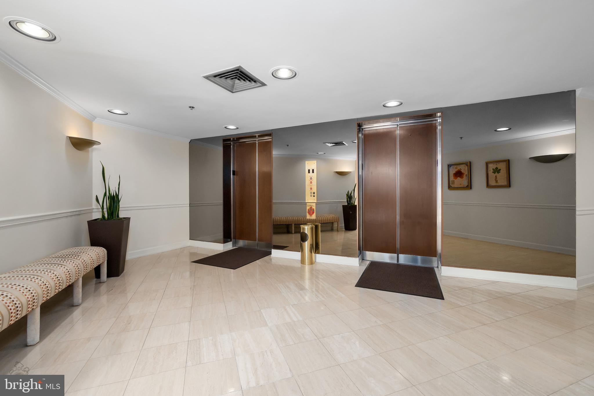 100 Grays Ln #207