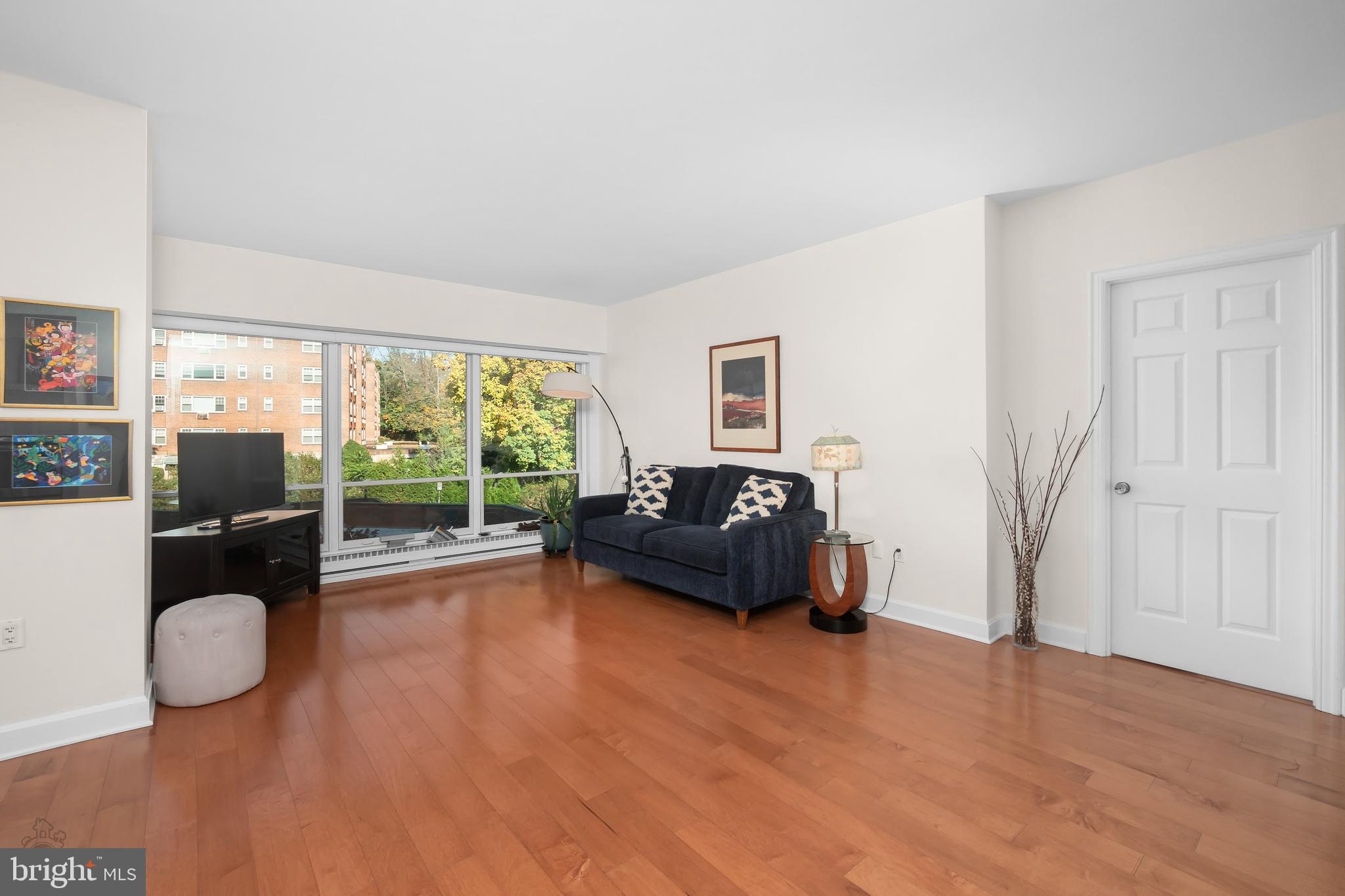 100 Grays Ln #207