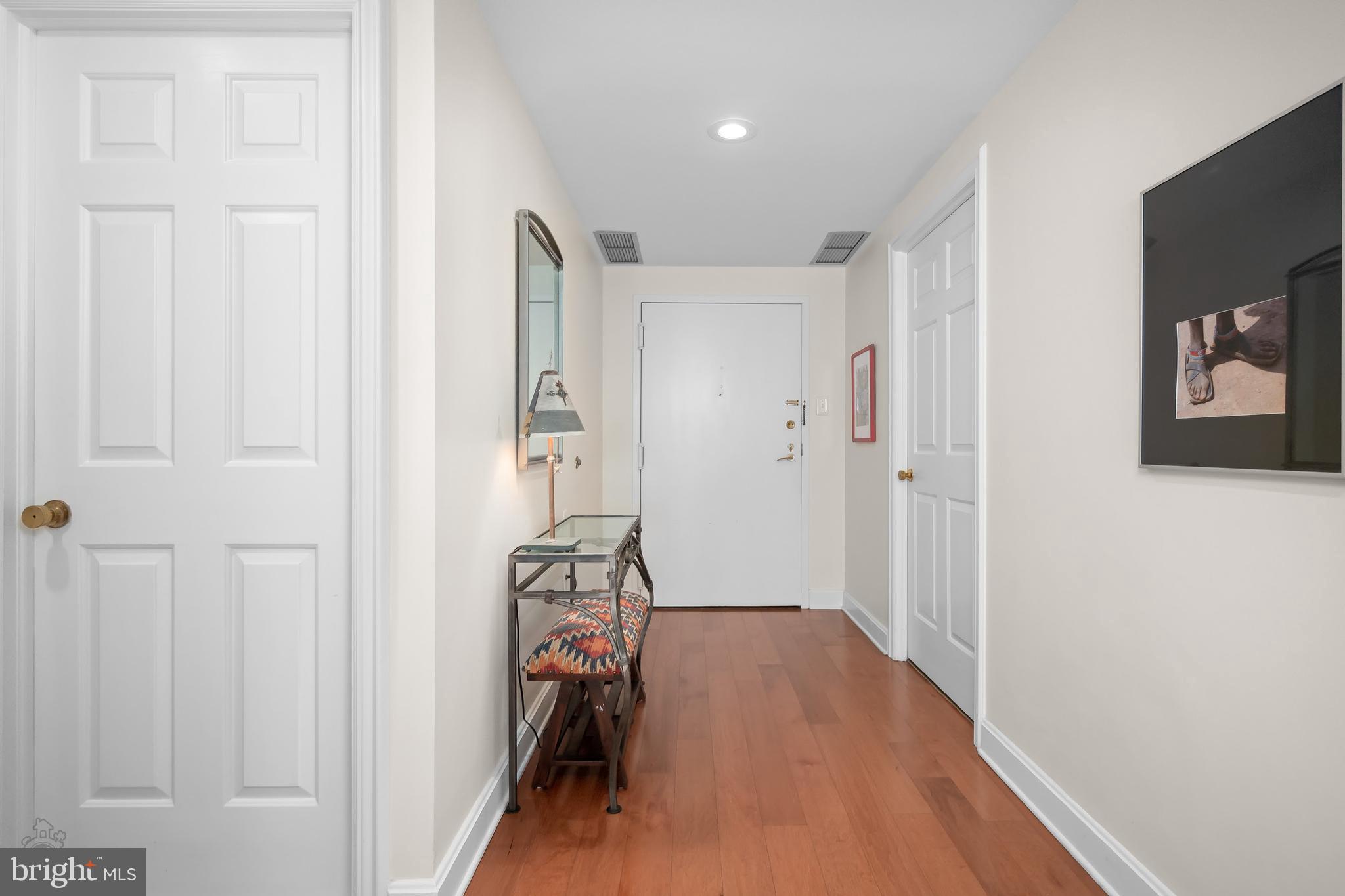 100 Grays Ln #207