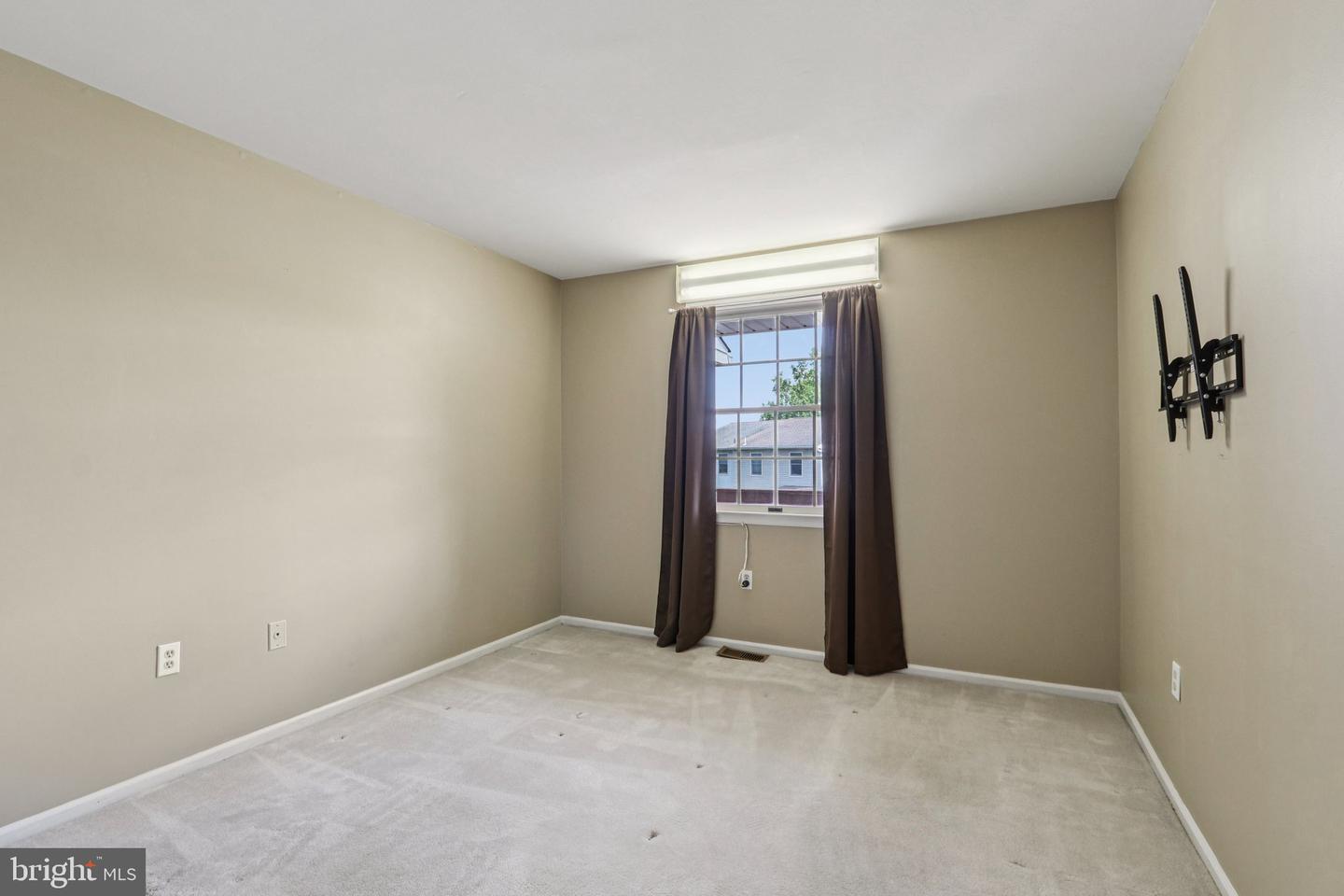 150 Jonathan Dr