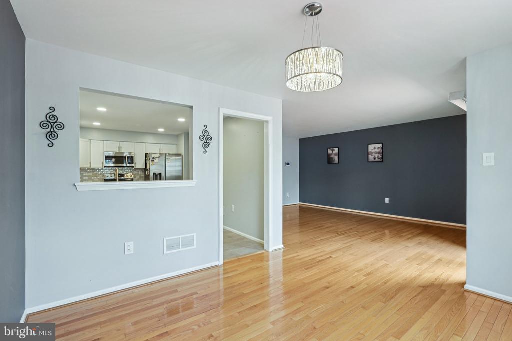 150 Jonathan Dr