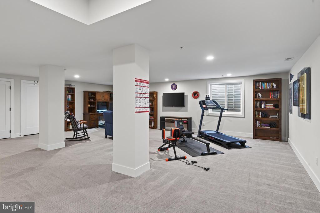 700 FRIENDSHIP HILL DRIVE
