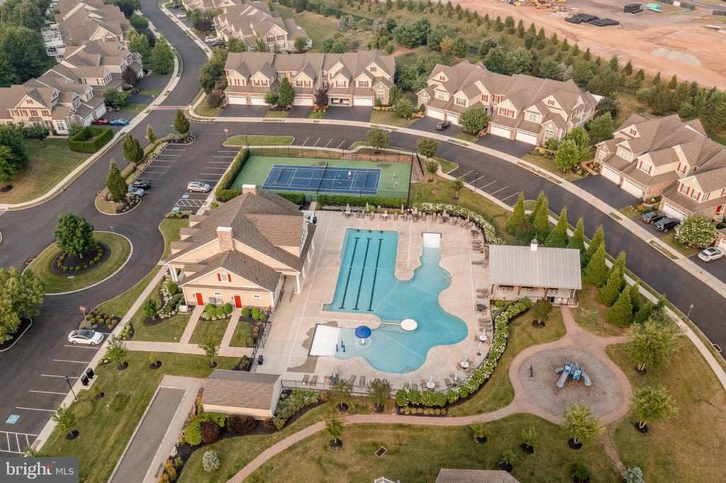 700 FRIENDSHIP HILL DRIVE