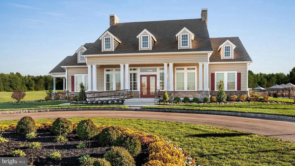 700 FRIENDSHIP HILL DRIVE