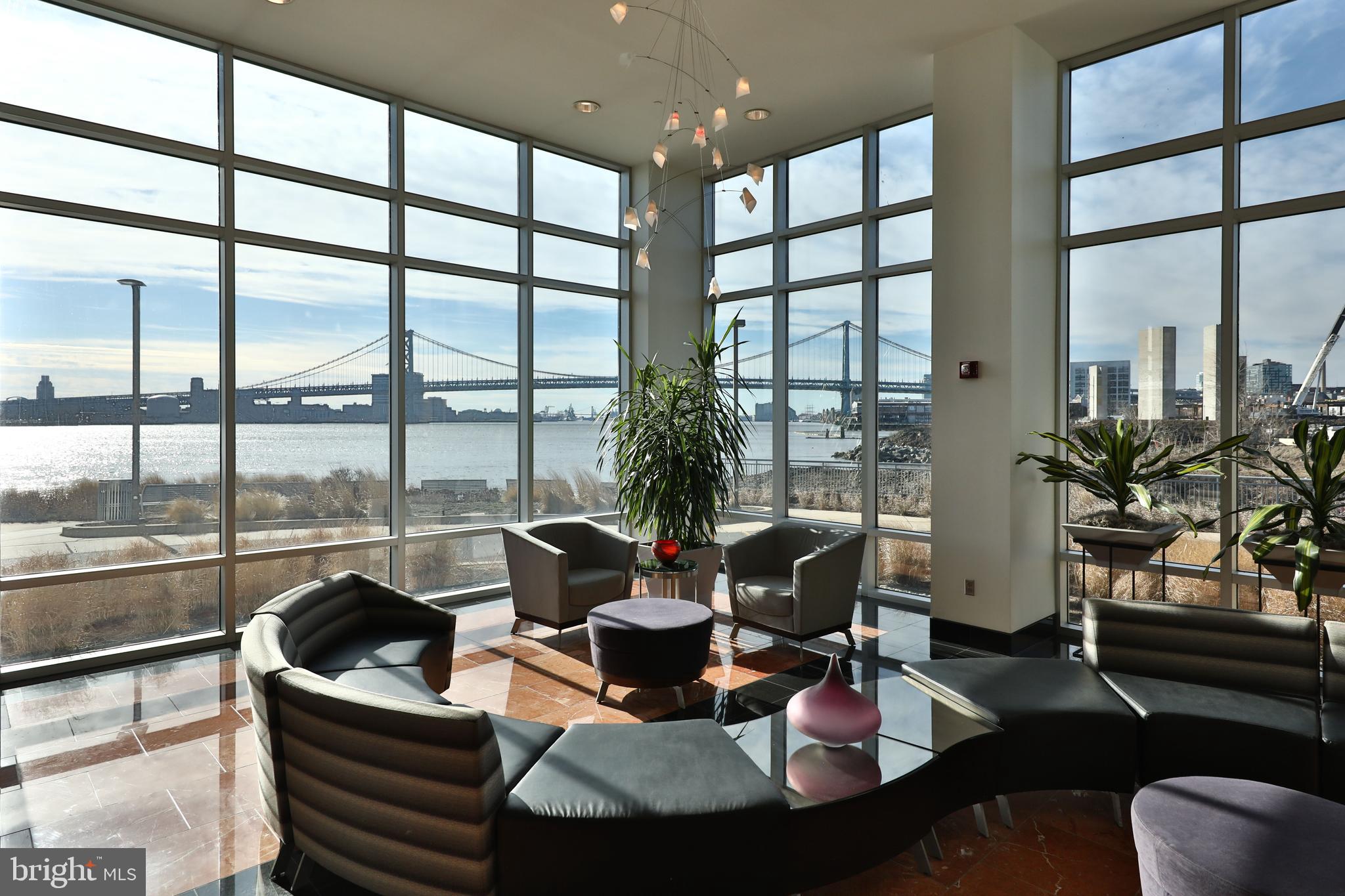 901 N PENN STREET P2305