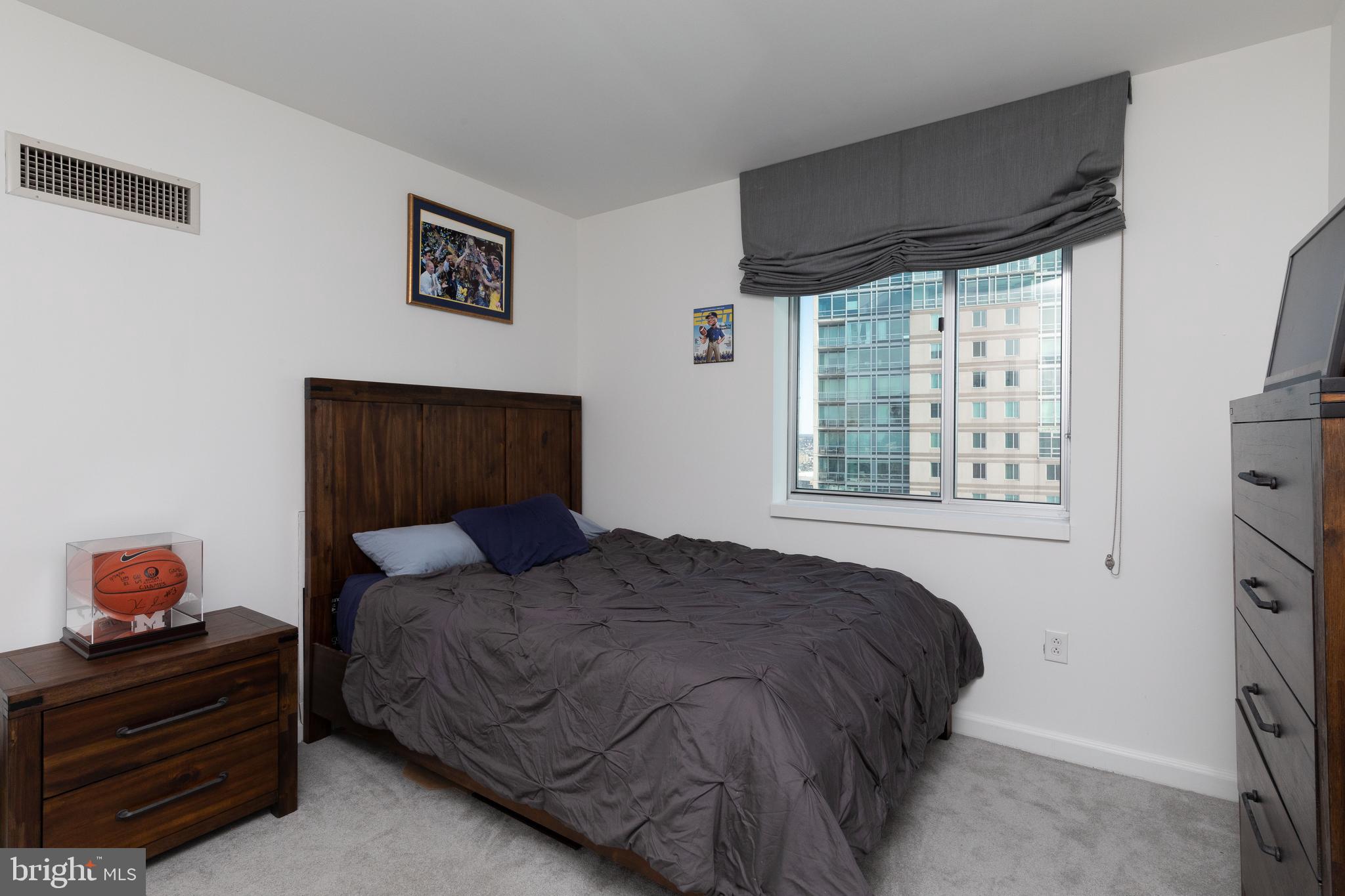 901 N PENN STREET P2305