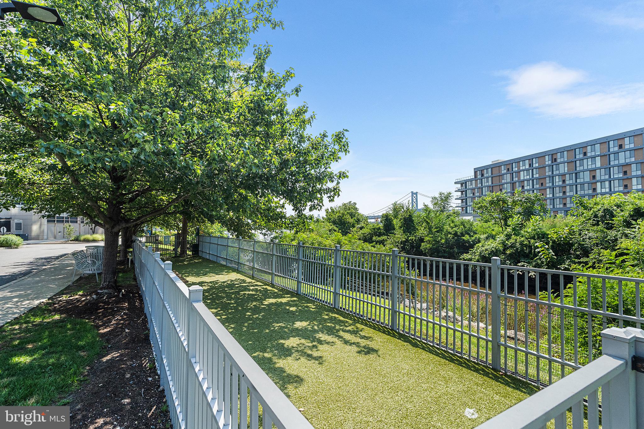 901 N PENN STREET P2305