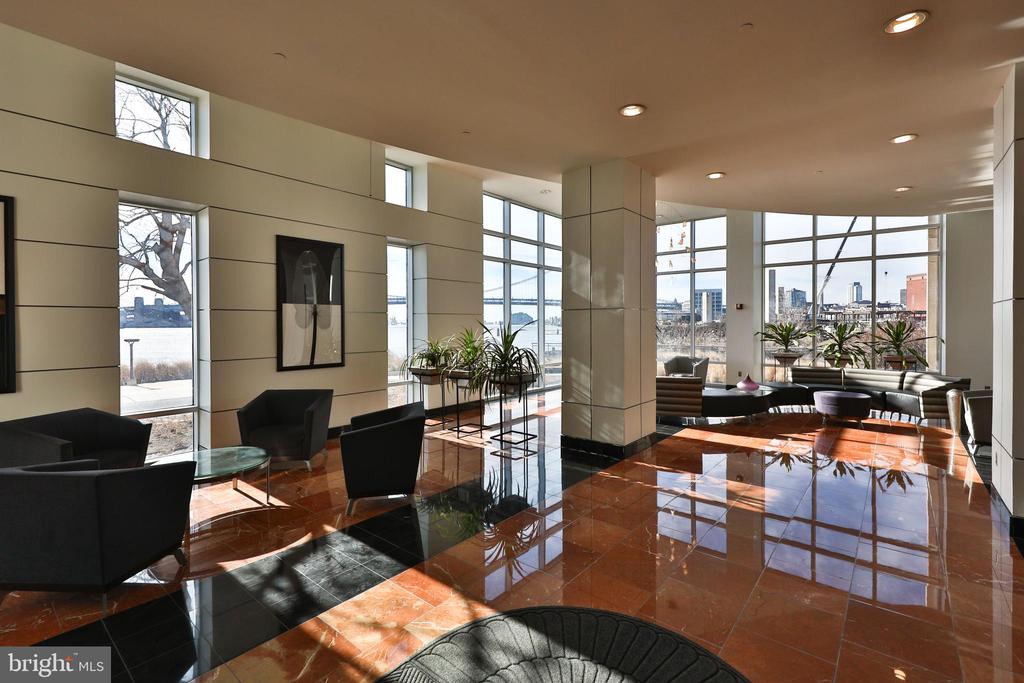 901 N PENN STREET P2305