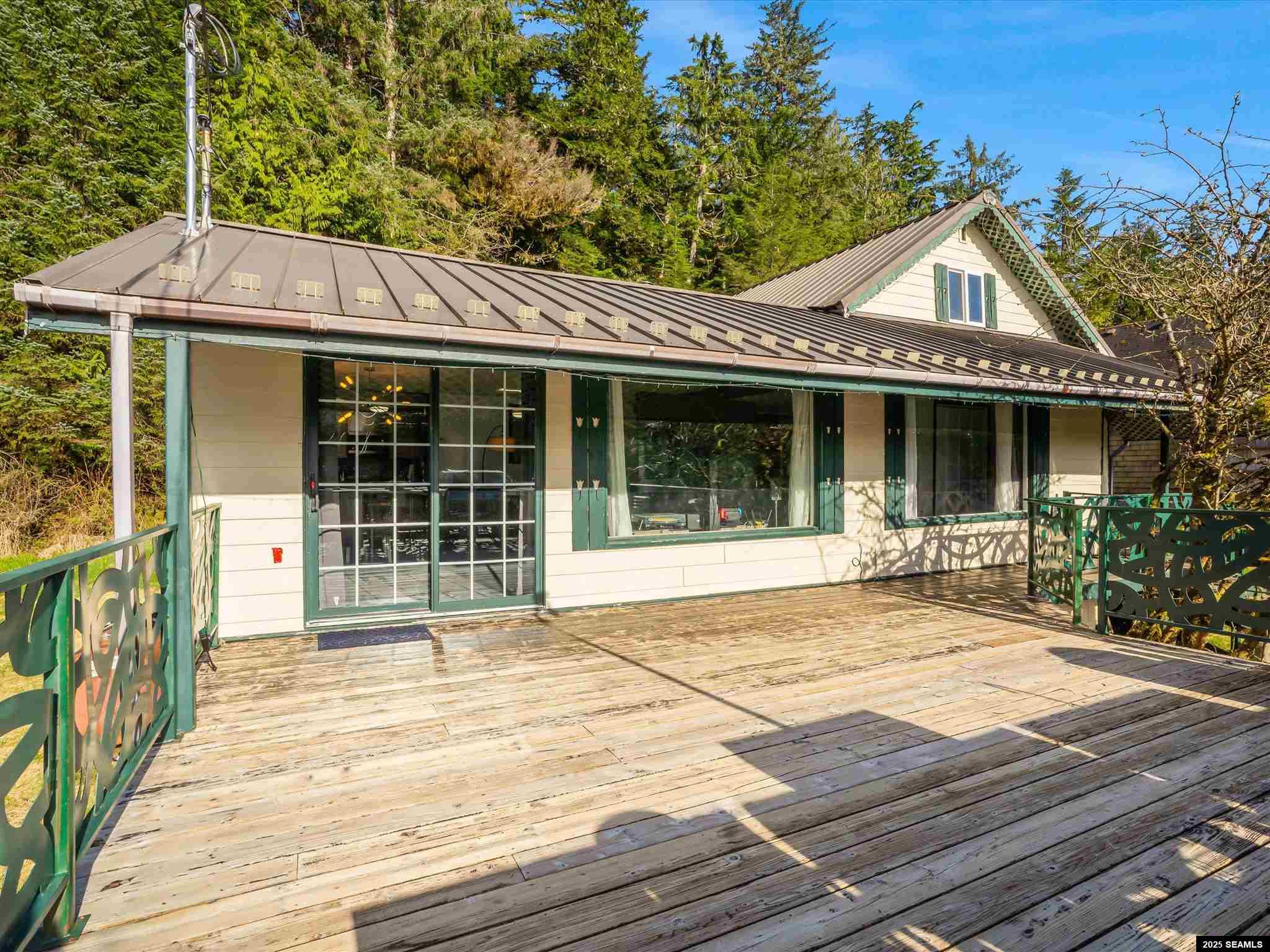5526 Tongass Hwy.