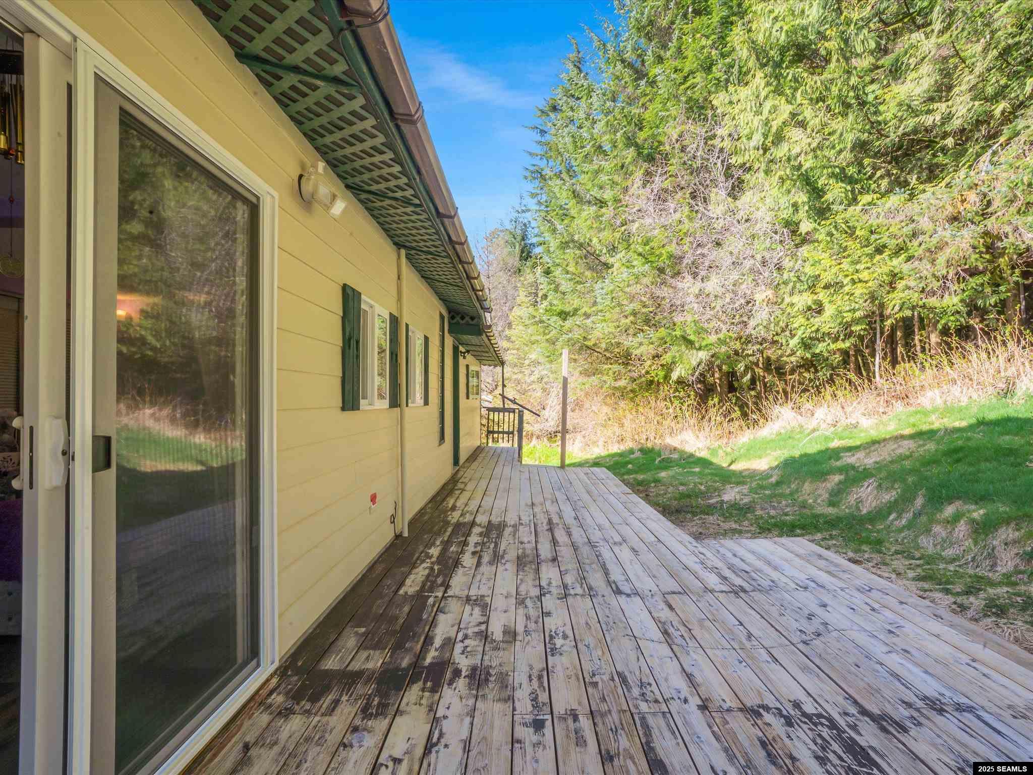 5526 Tongass Hwy.