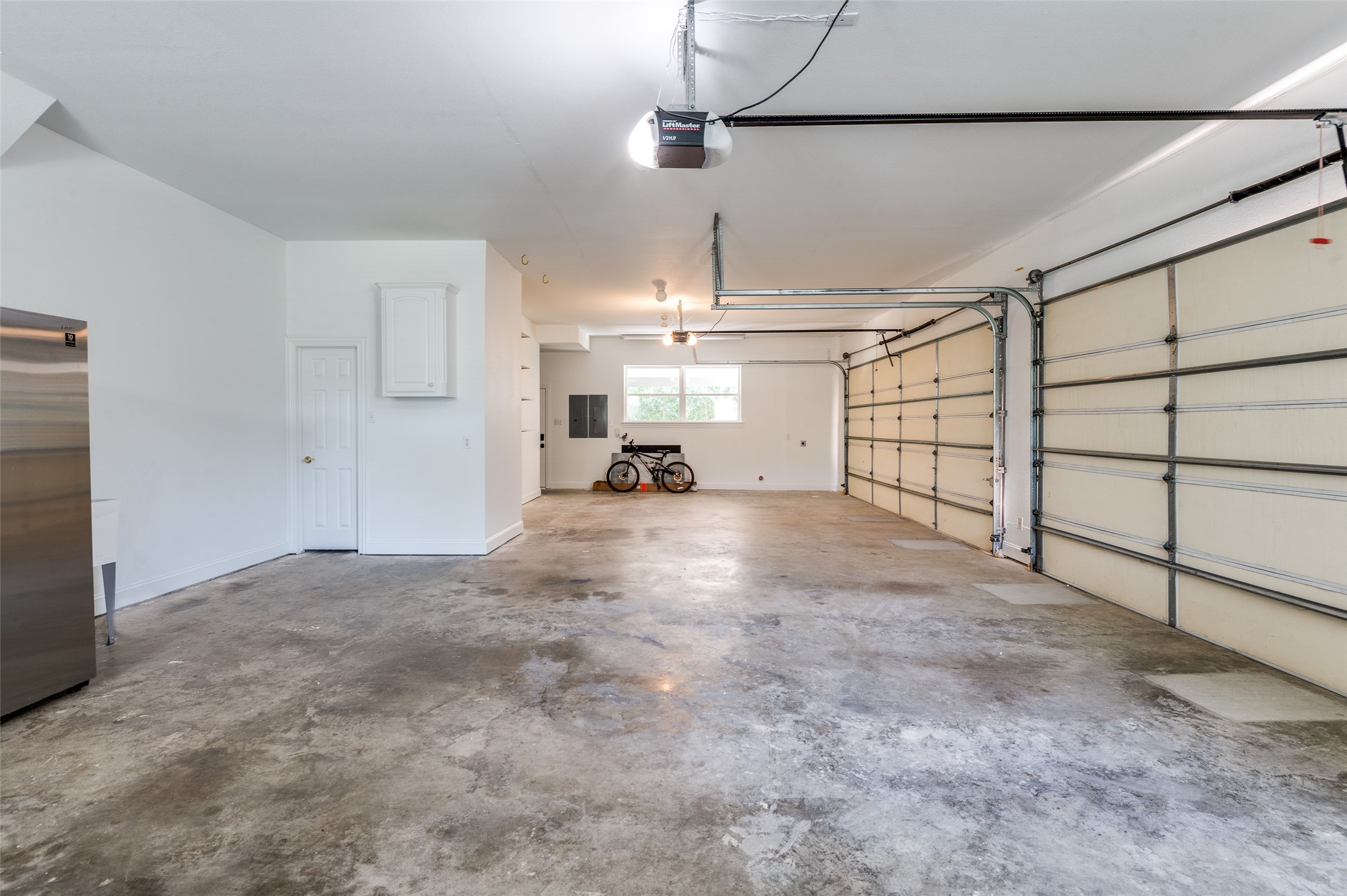 4220 Cheshire Drive