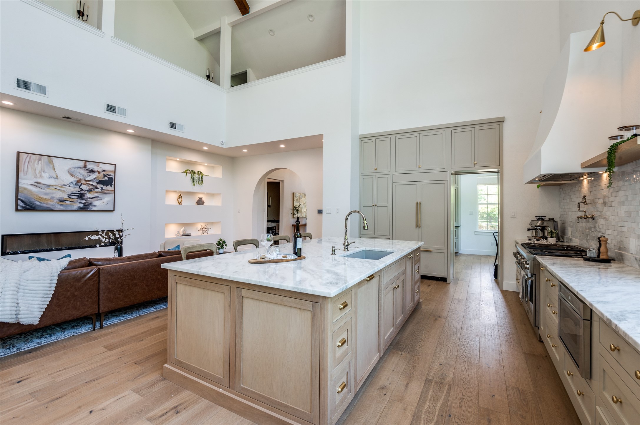 4220 Cheshire Drive