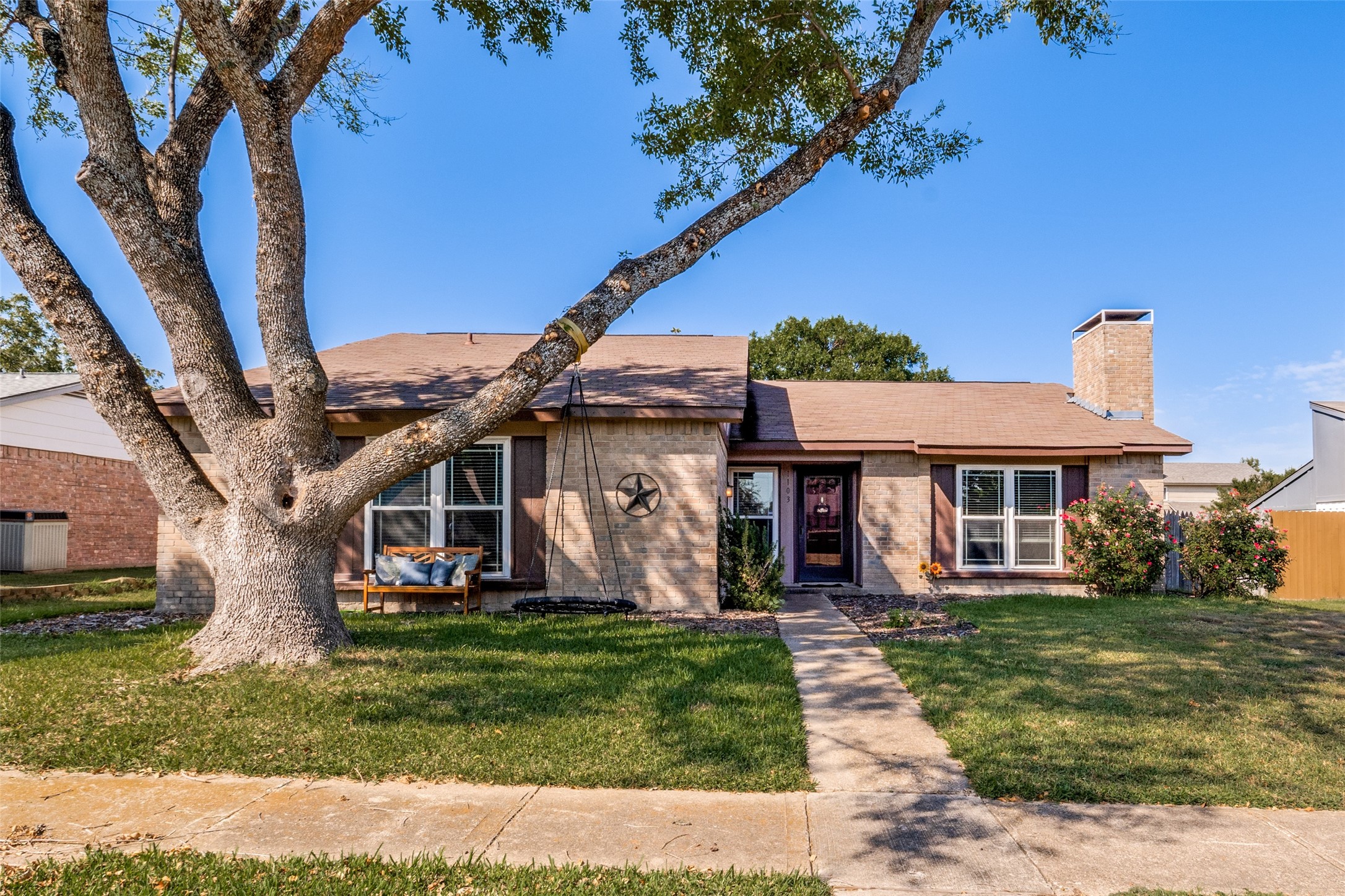 1103 Elk Grove