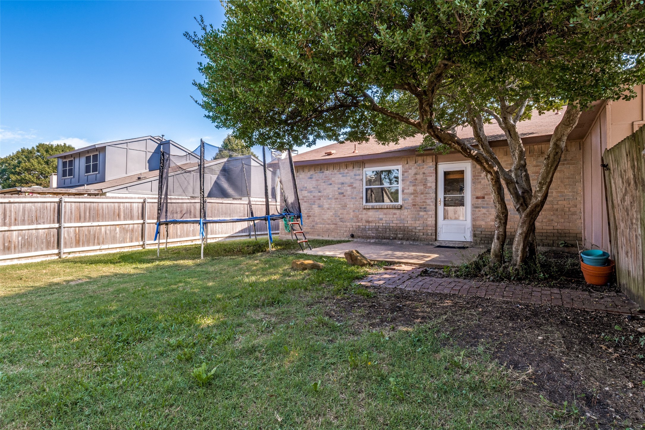 1103 Elk Grove