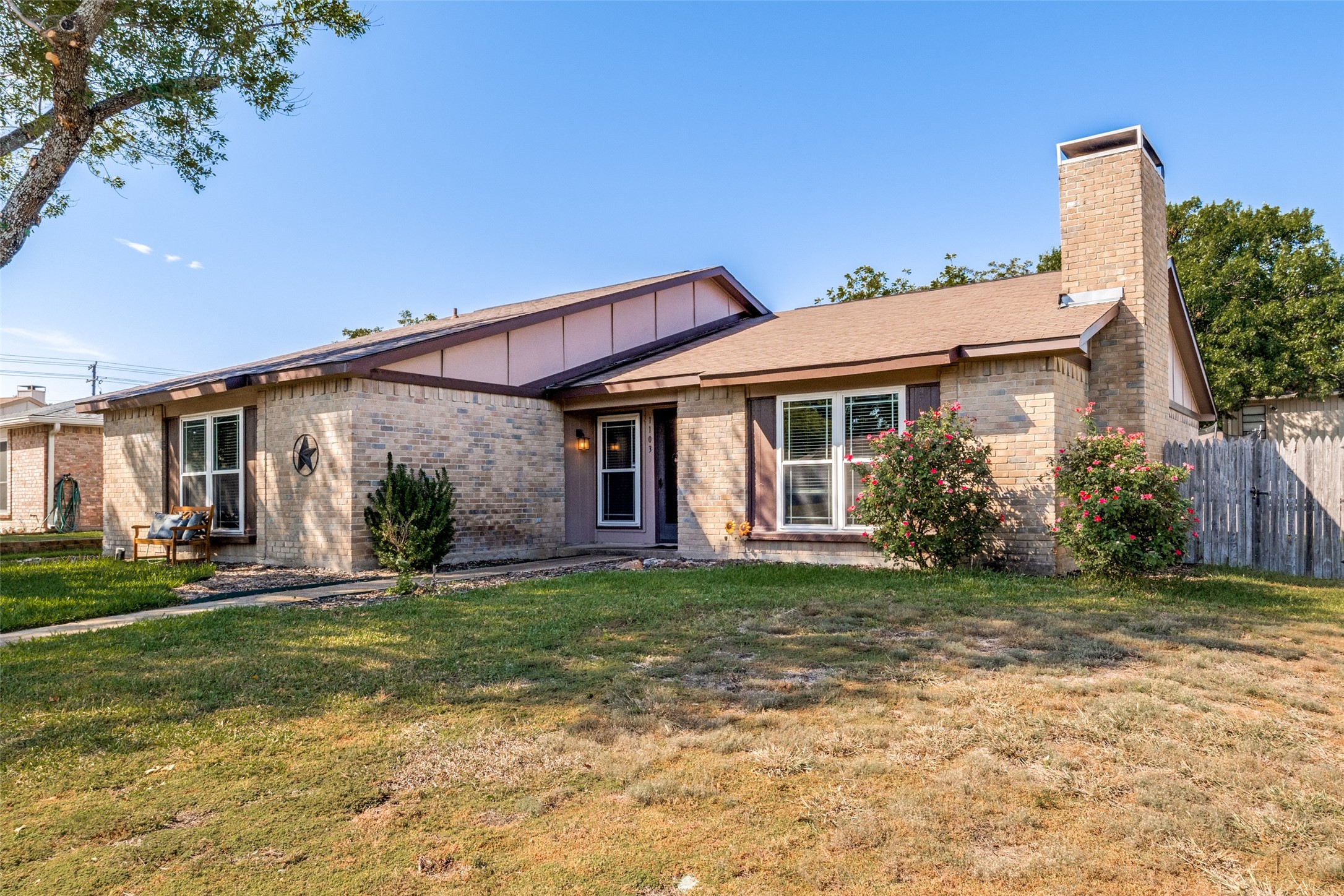 1103 Elk Grove