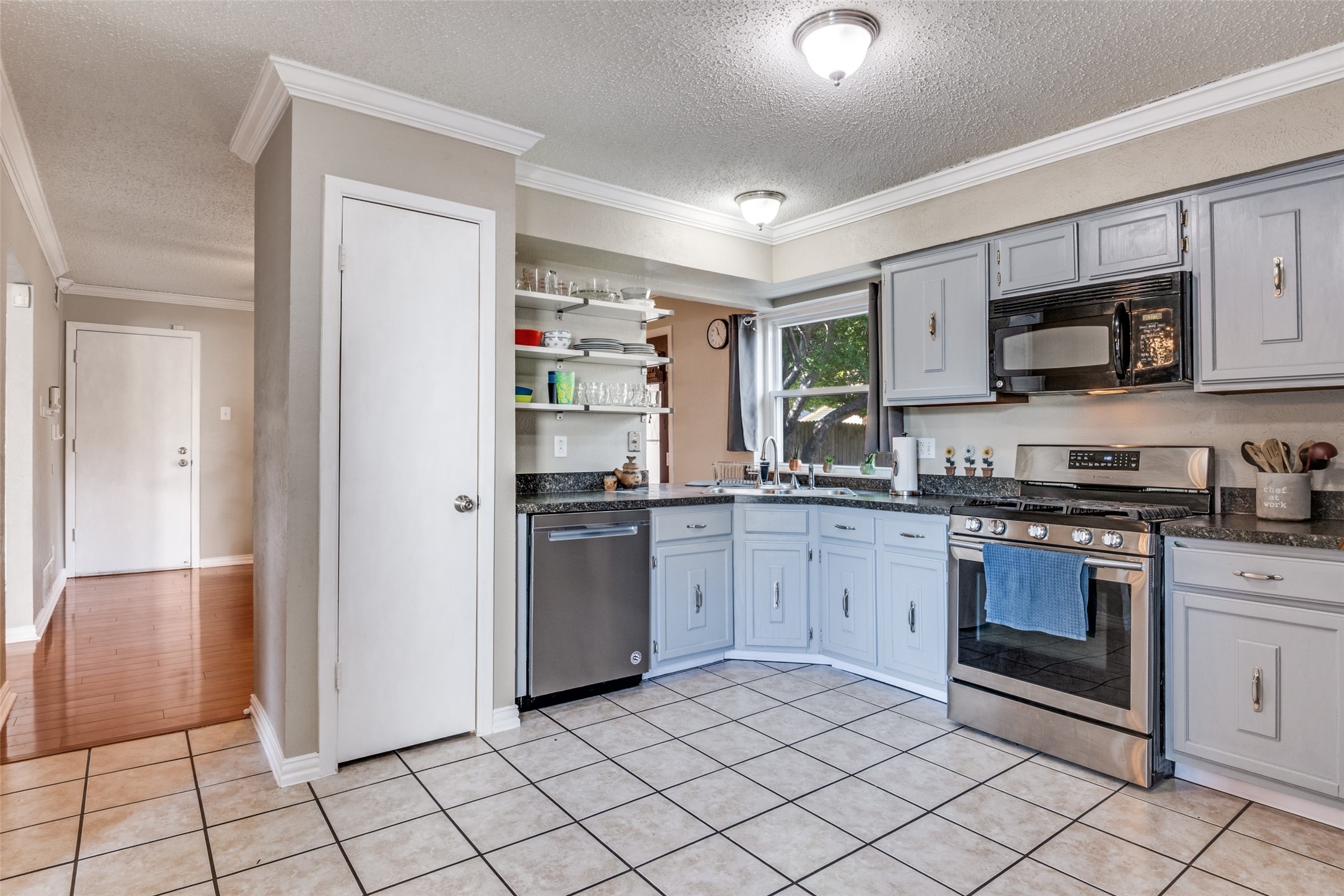 1103 Elk Grove