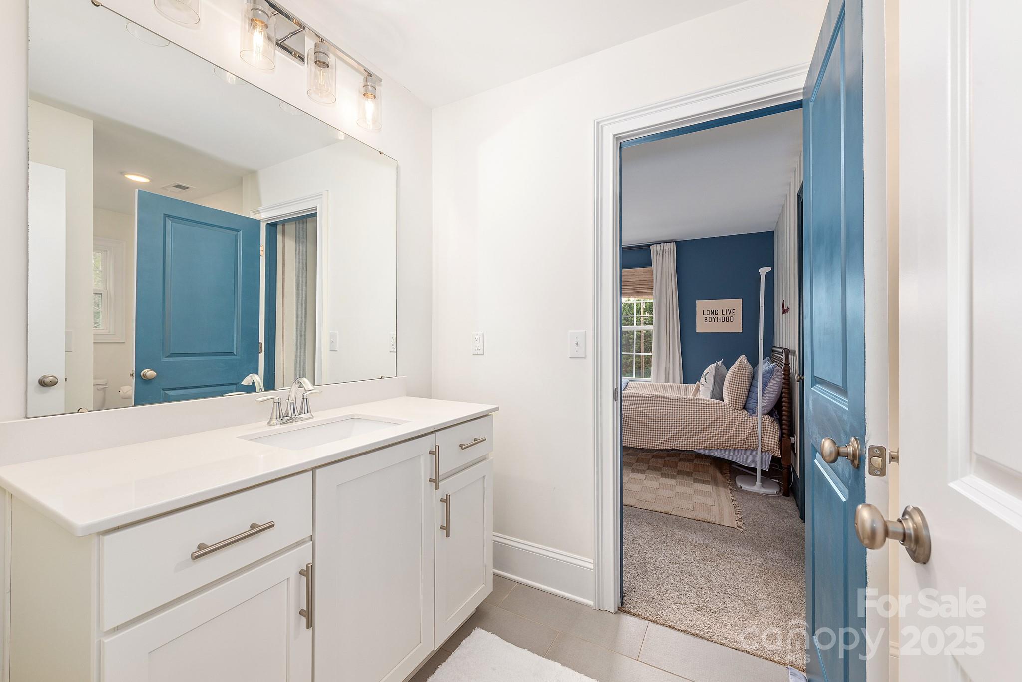 6931 Providence Lane W