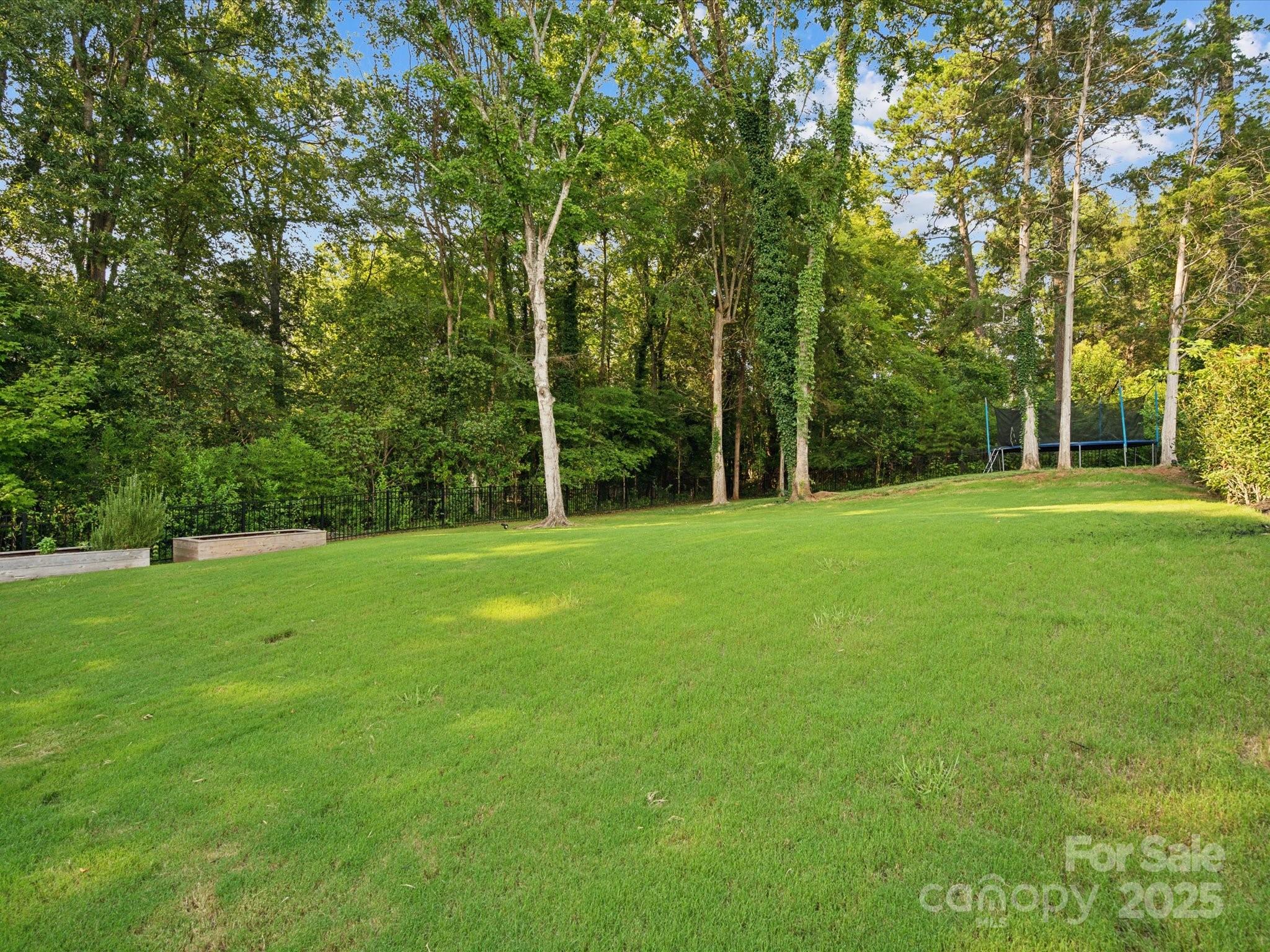 6931 Providence Lane W