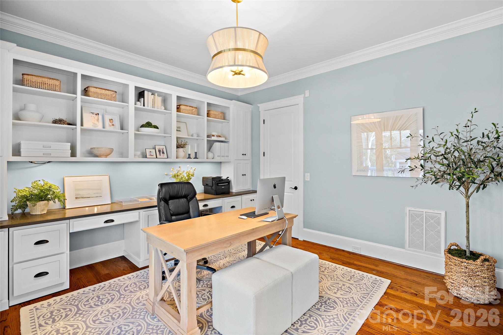 228 Wendover Hill Court