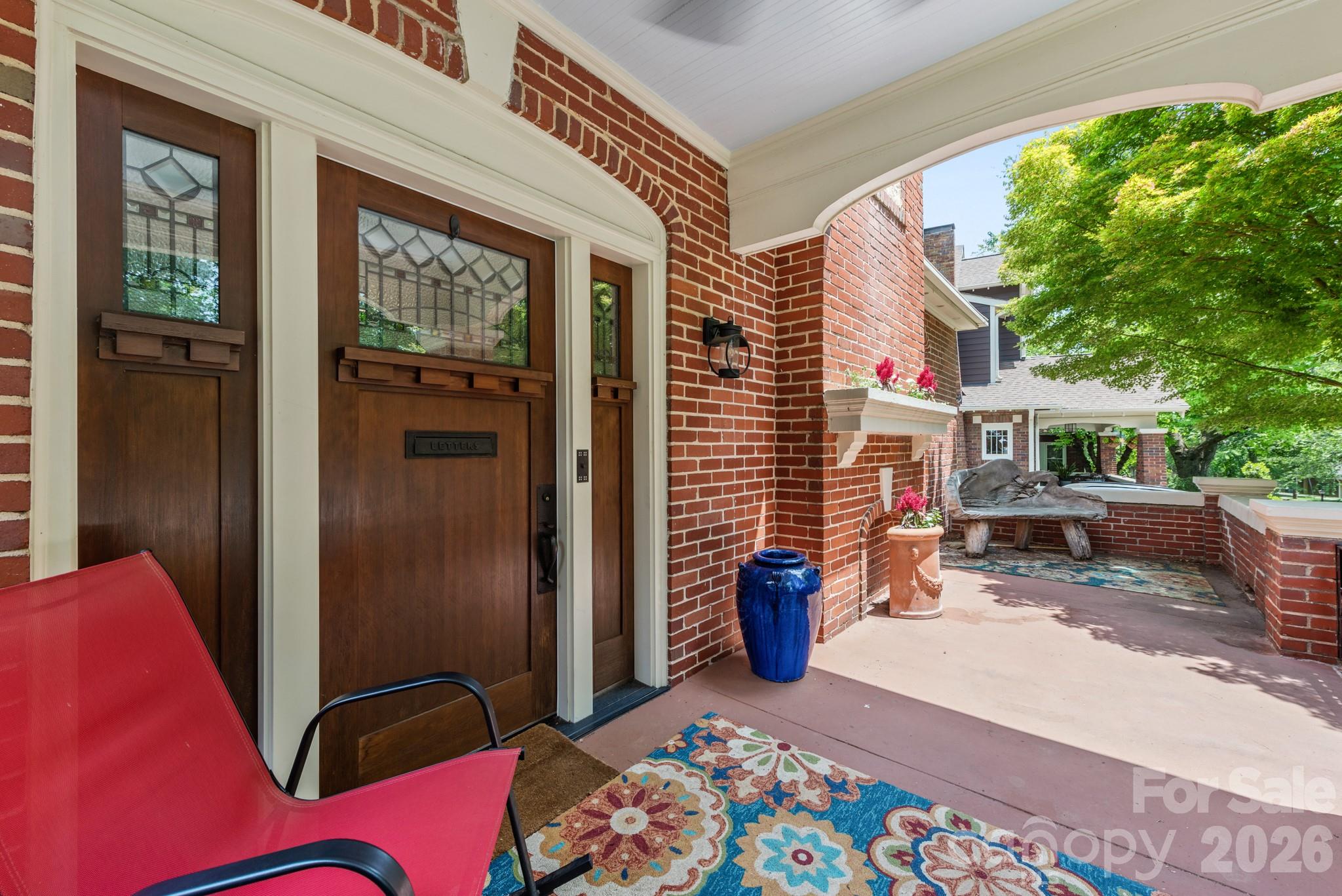 2601 E 5th Street