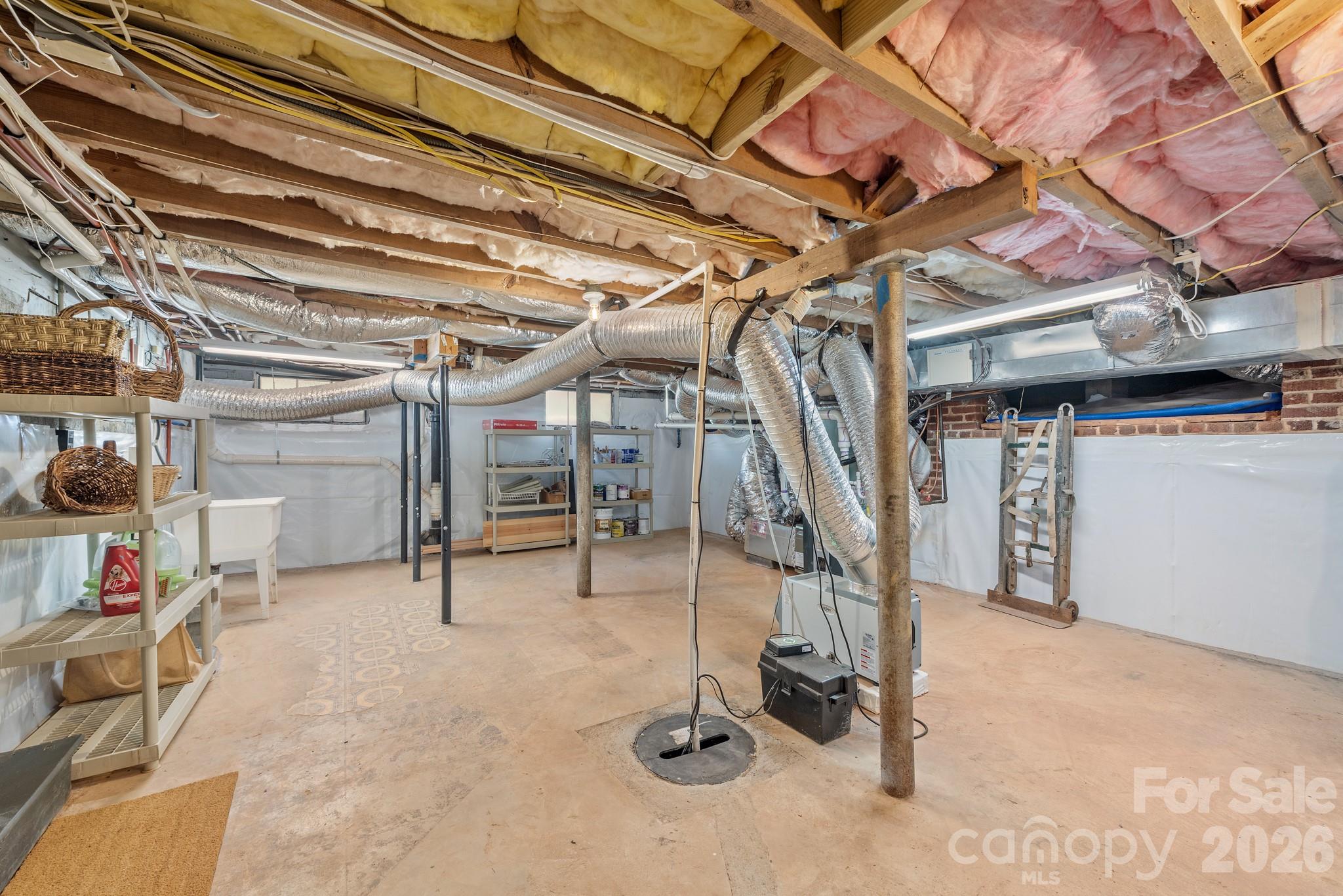 2601 E 5th Street