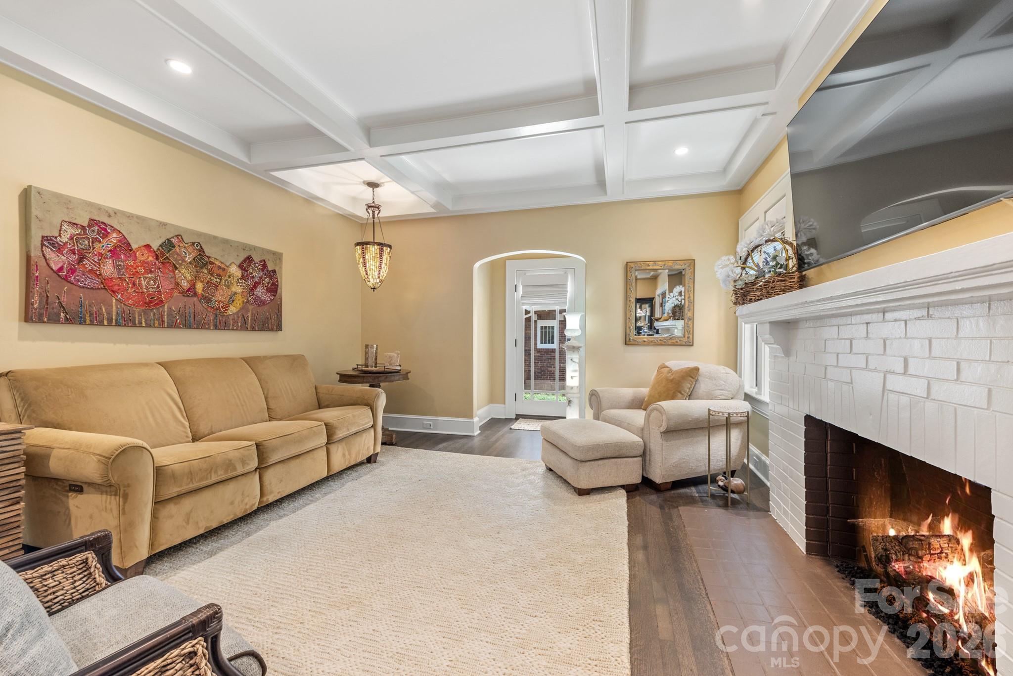 2601 E 5th Street