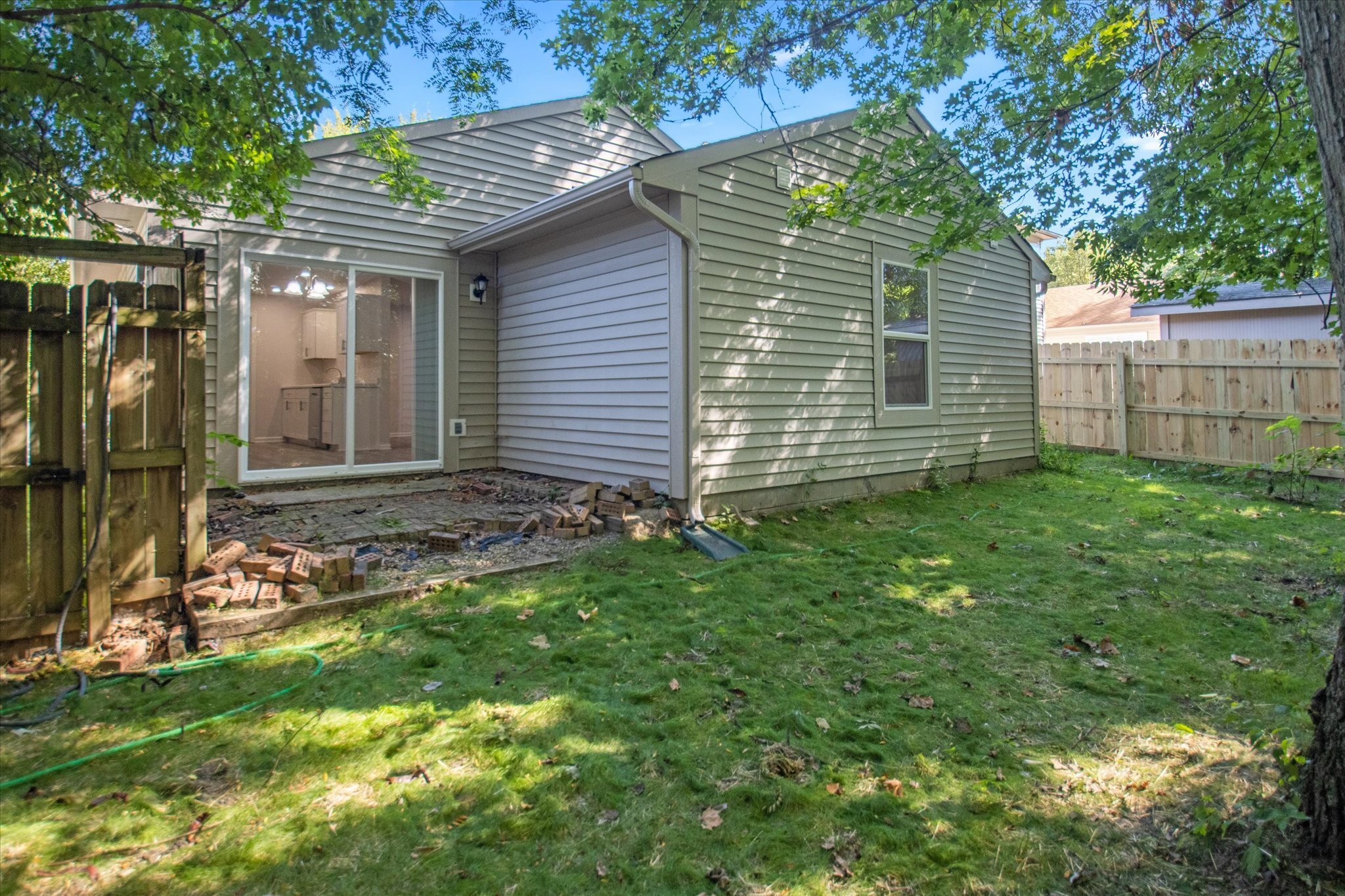 7011 Moon Court