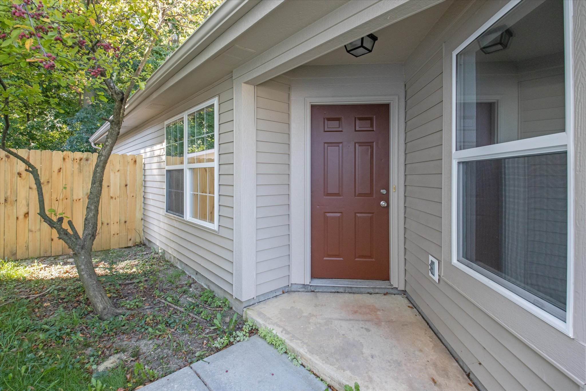 7011 Moon Court