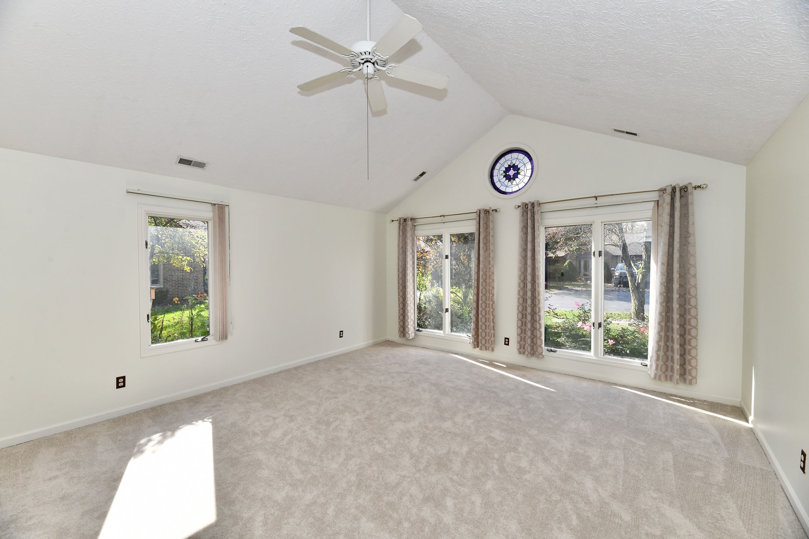 9506 Cadbury Circle
