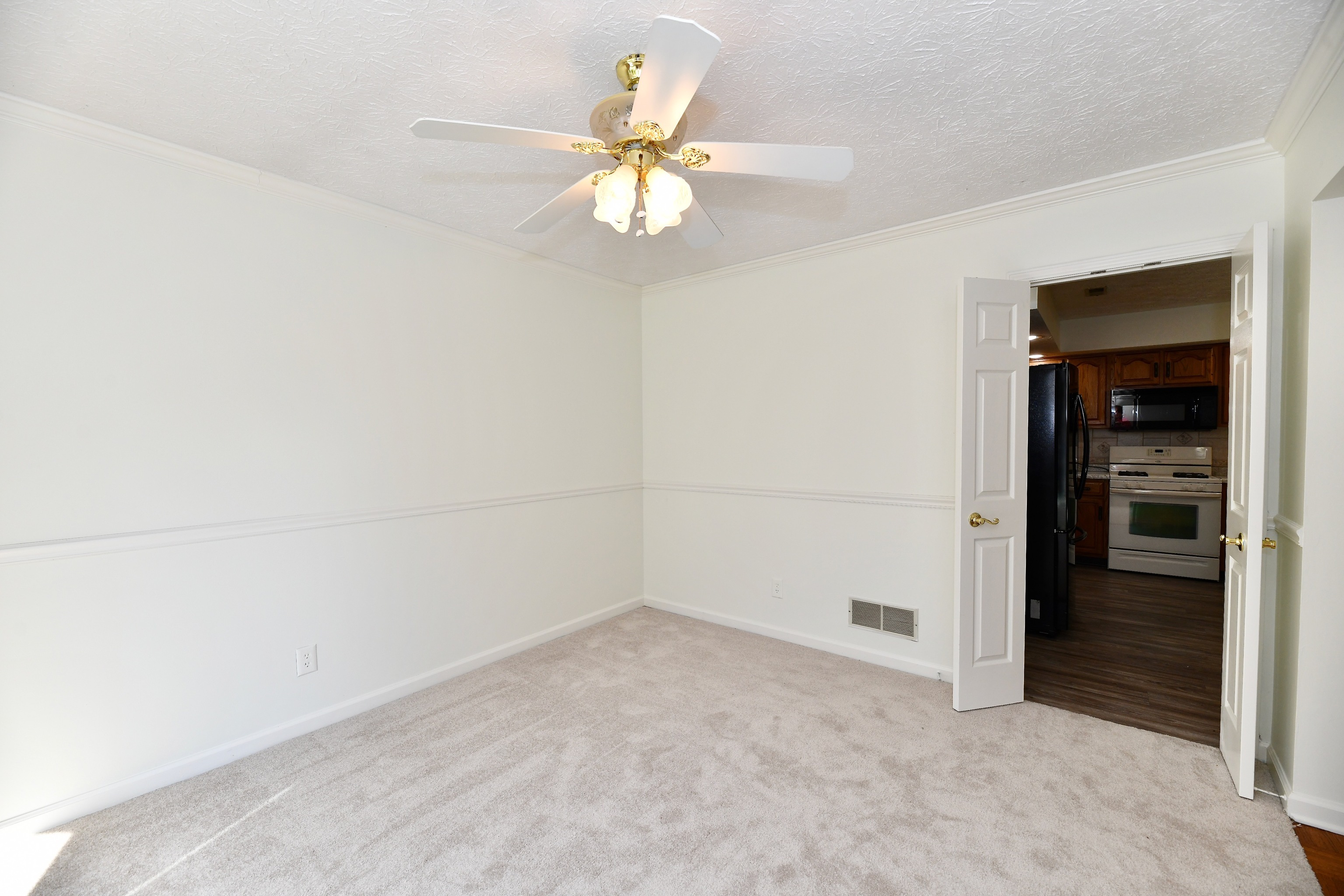 9506 Cadbury Circle