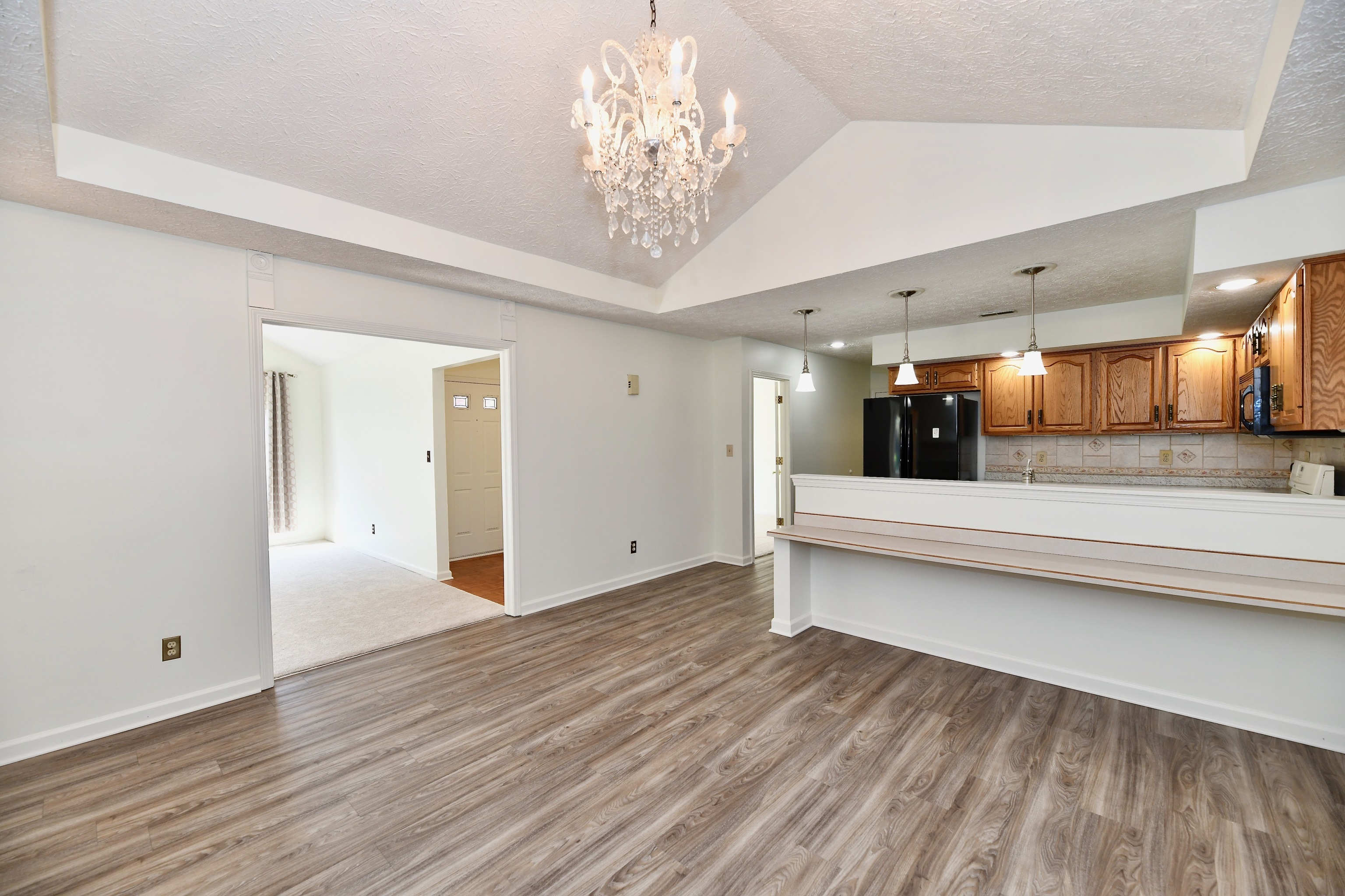9506 Cadbury Circle