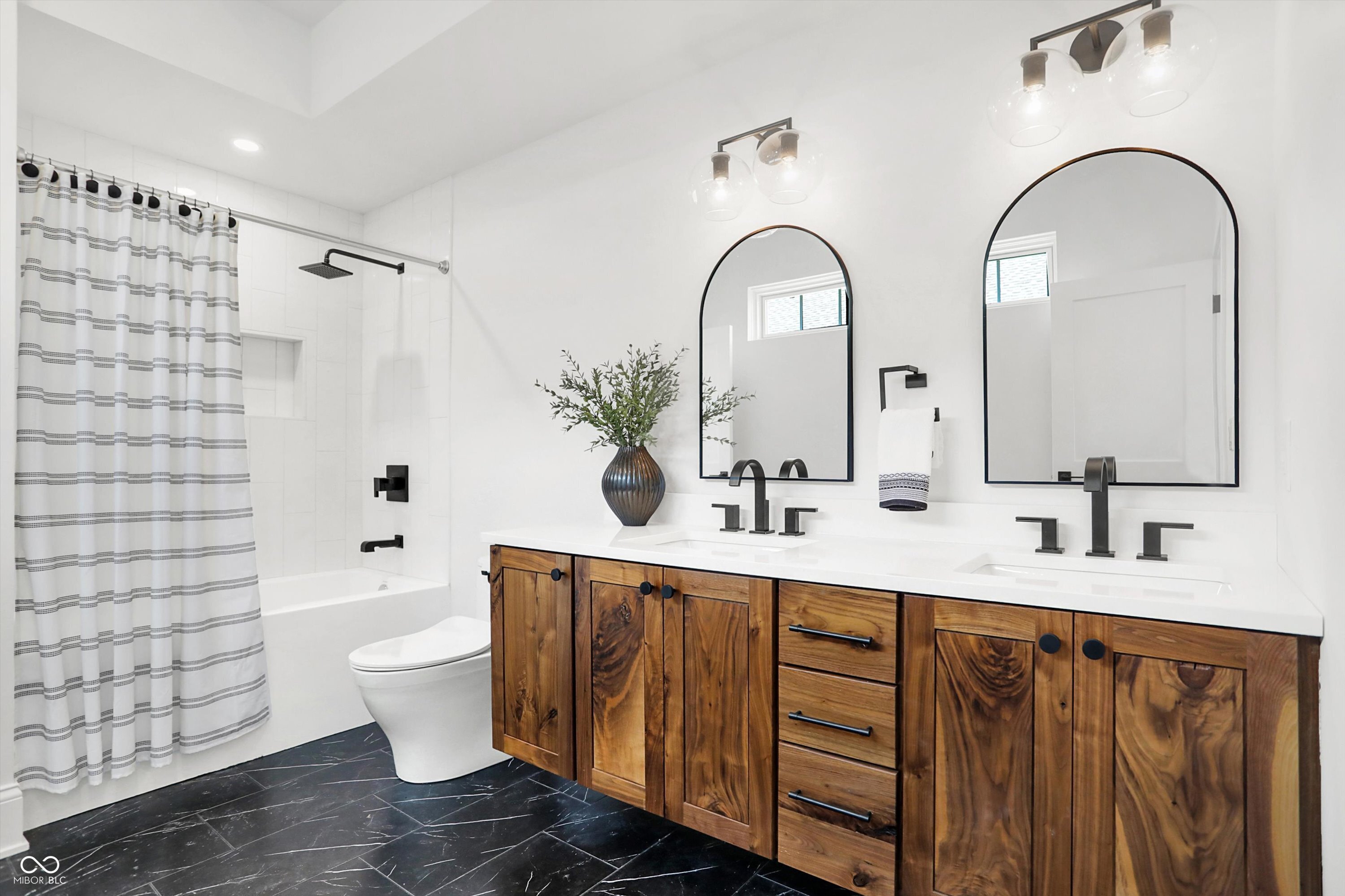 725 N Cleveland Street Unit: C