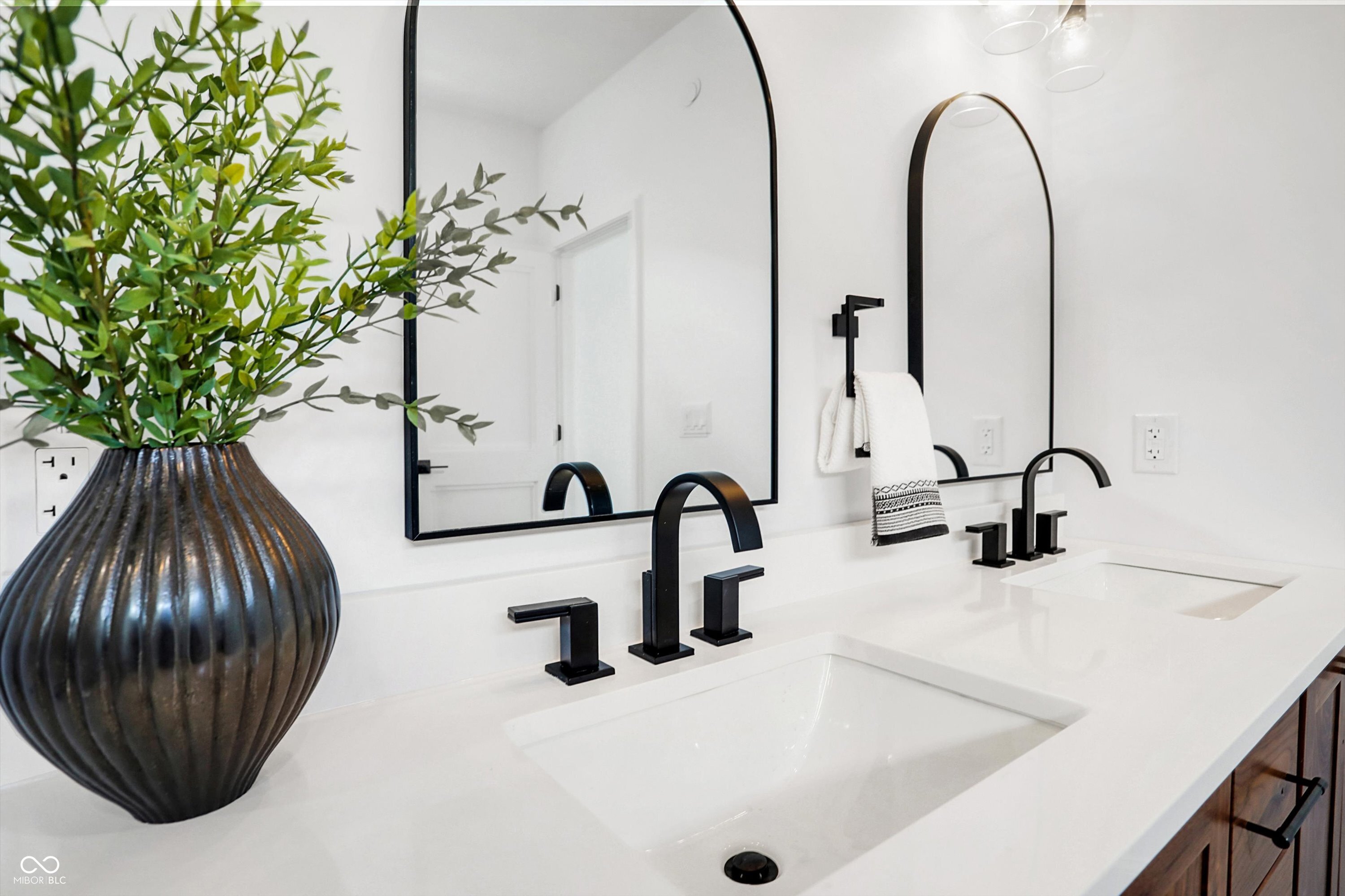 725 N Cleveland Street Unit: C