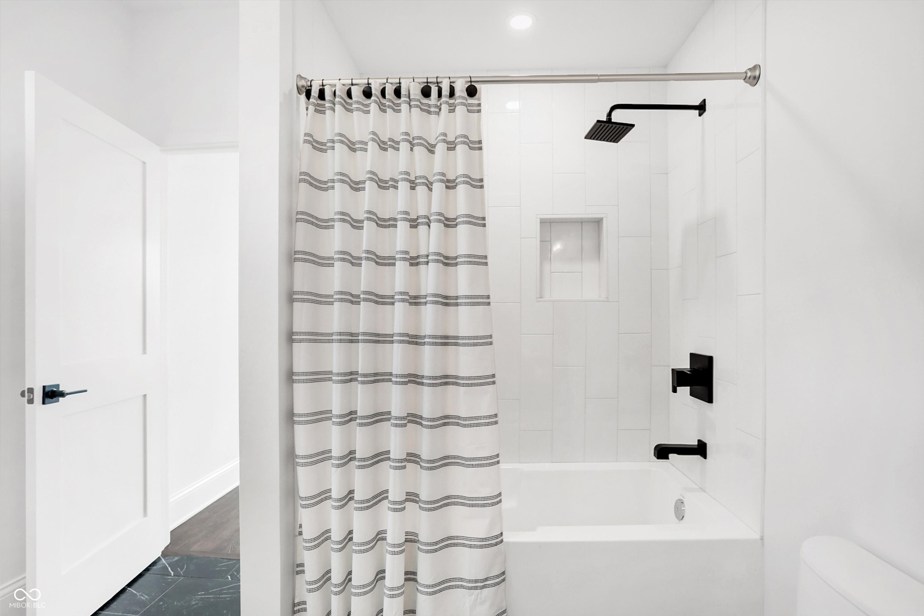 725 N Cleveland Street Unit: C