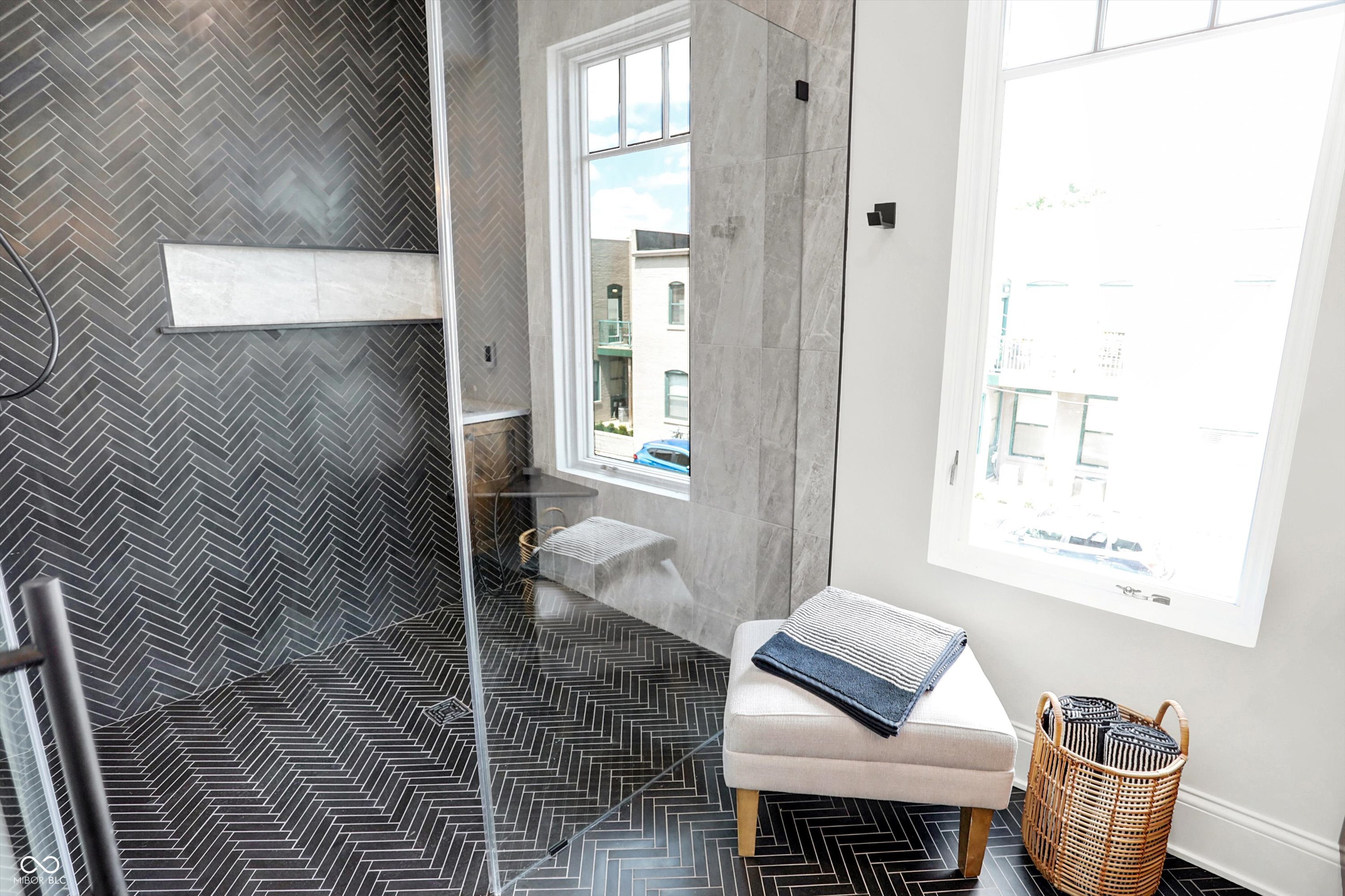 725 N Cleveland Street Unit: C