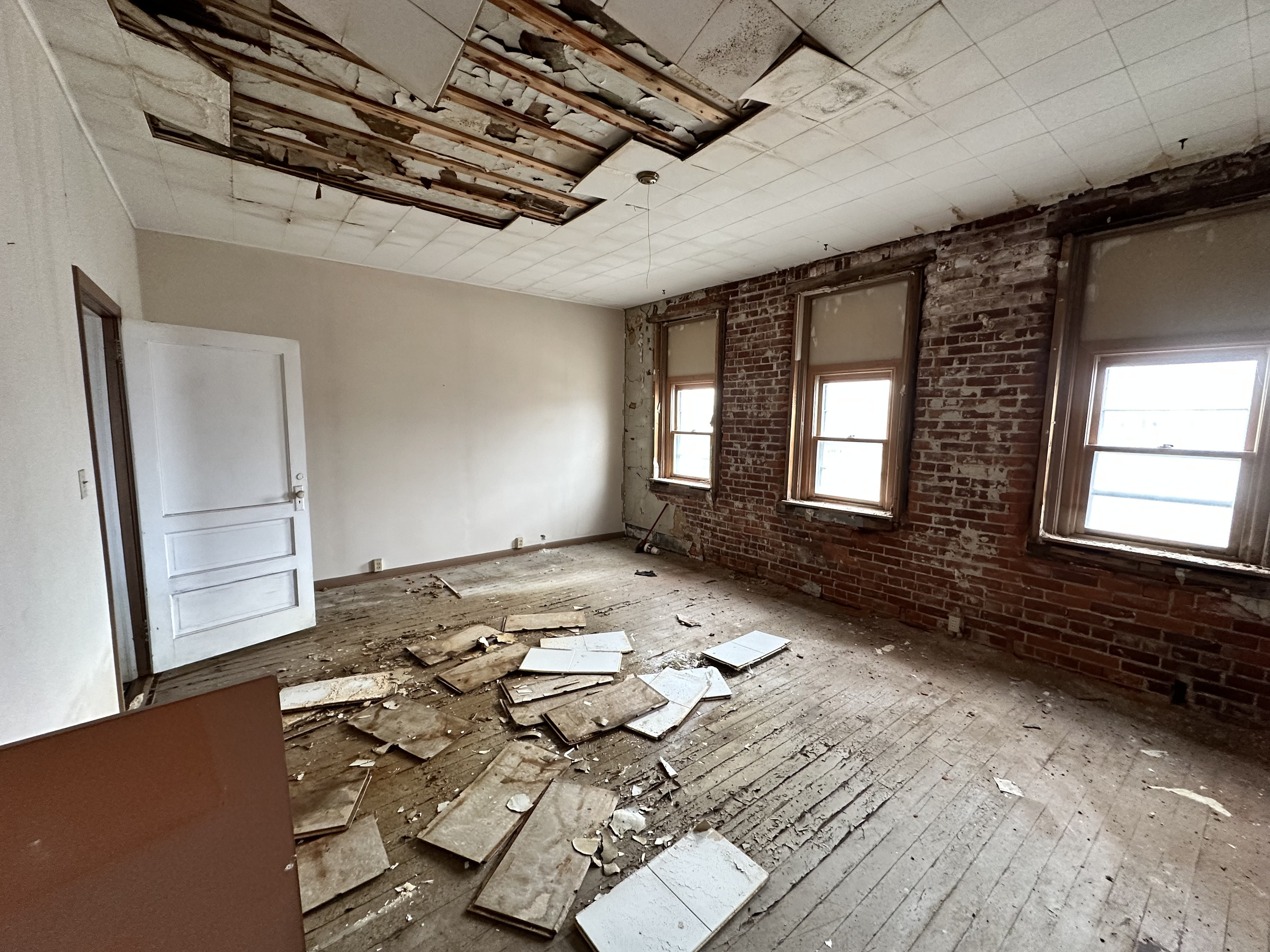 1516 Main Street