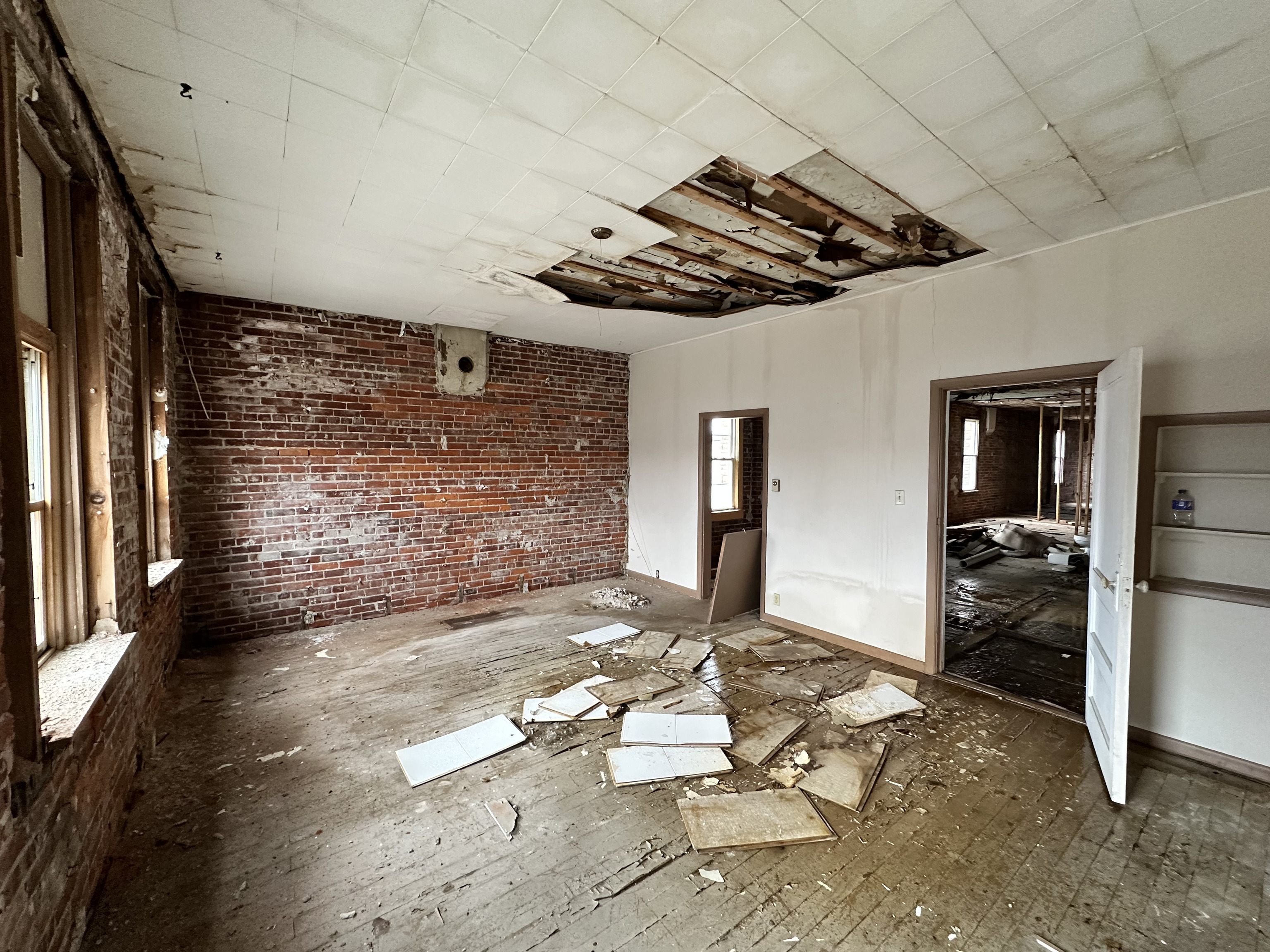 1516 Main Street