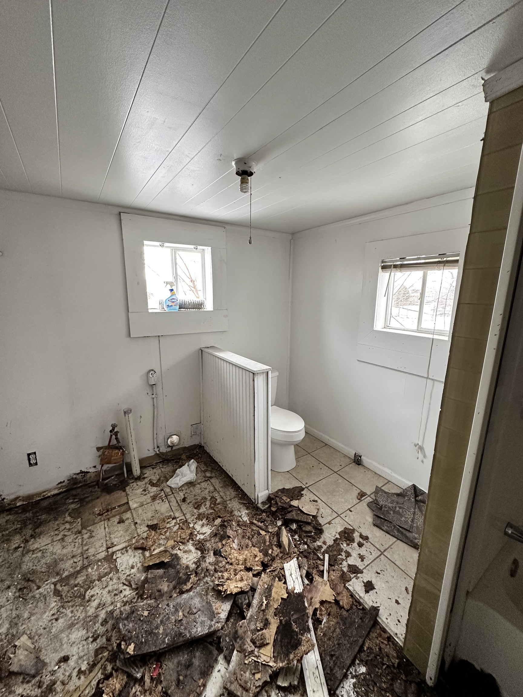 2827 Main Street