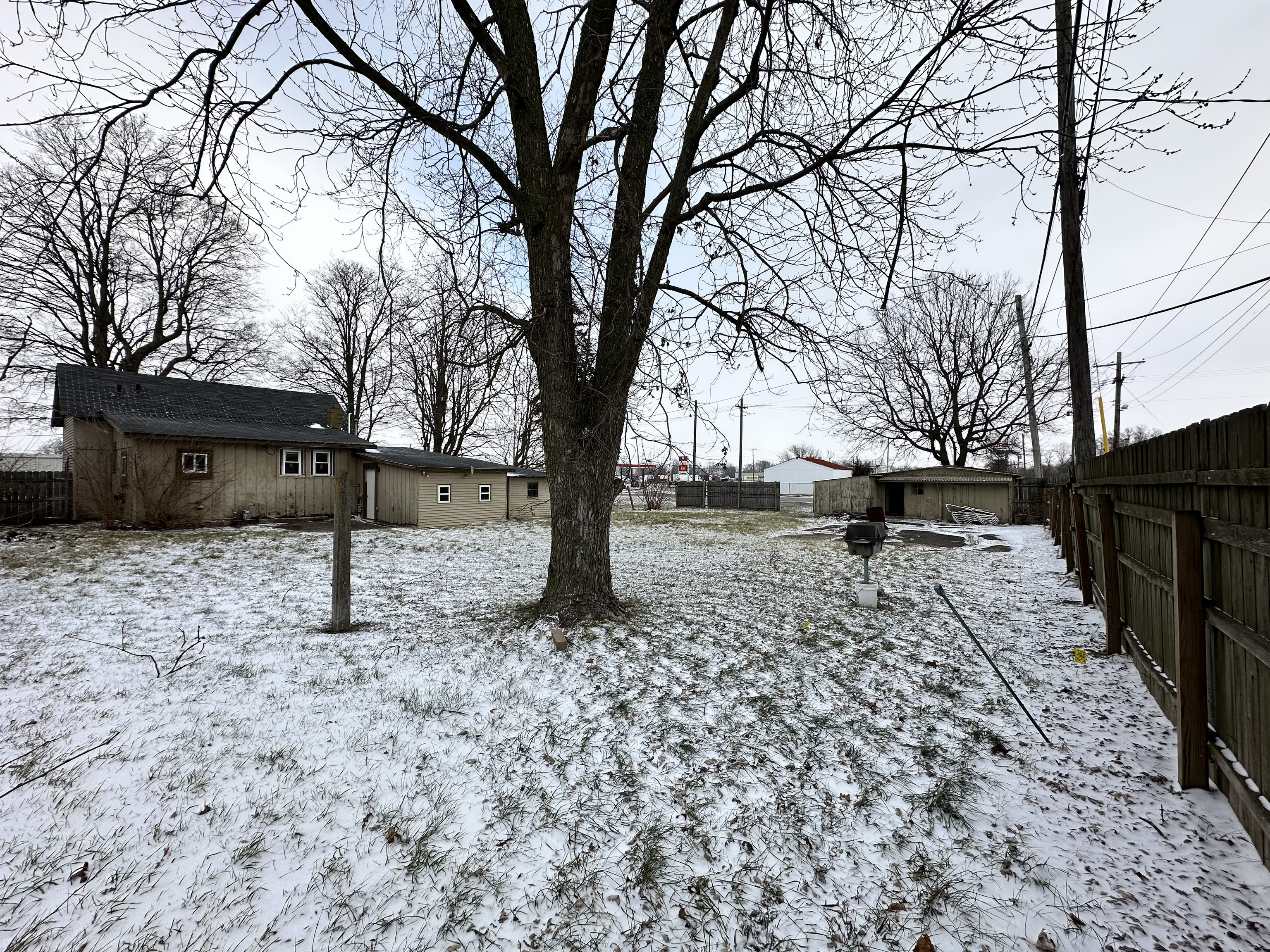 2827 Main Street