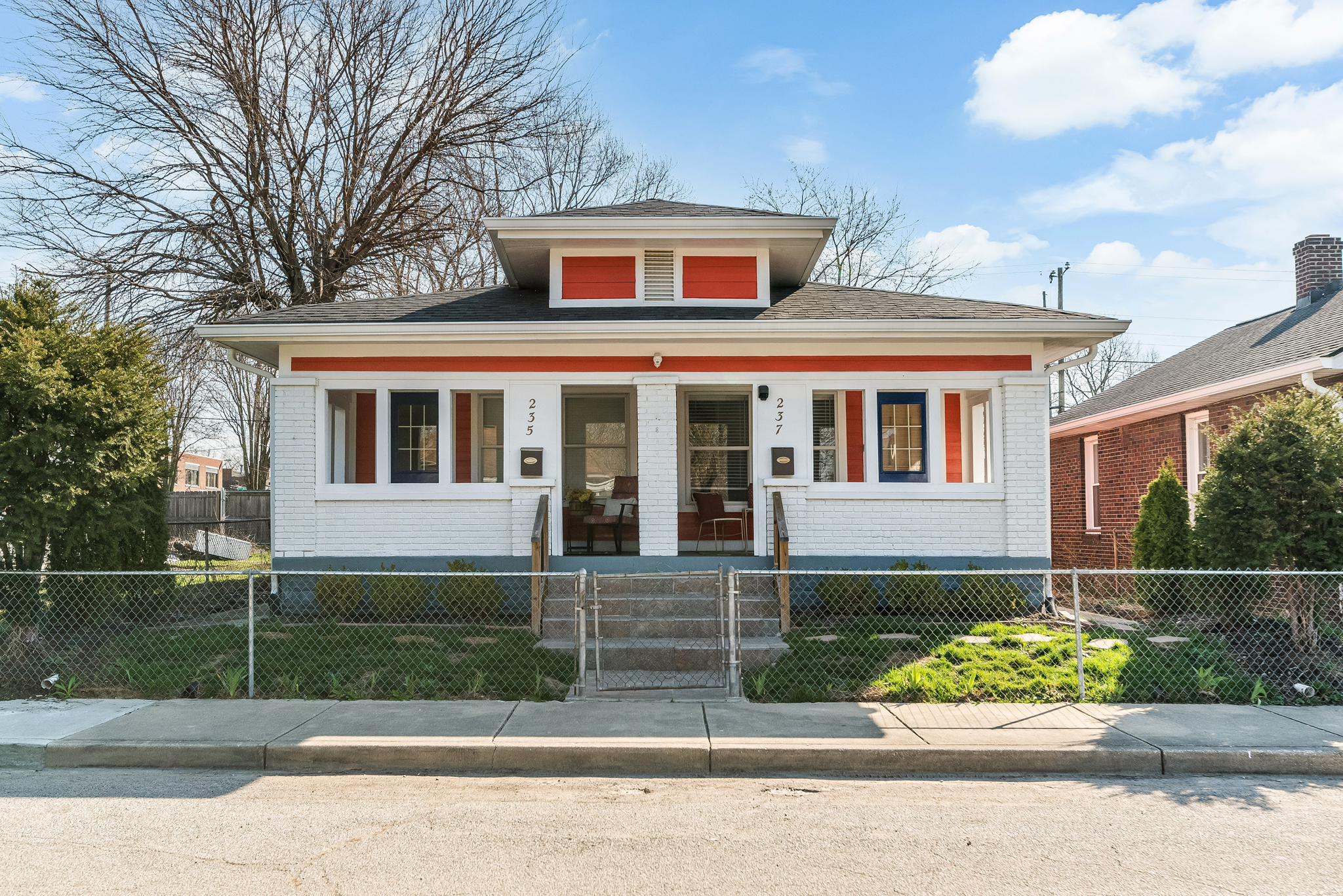 235 - 237 Leeds Avenue