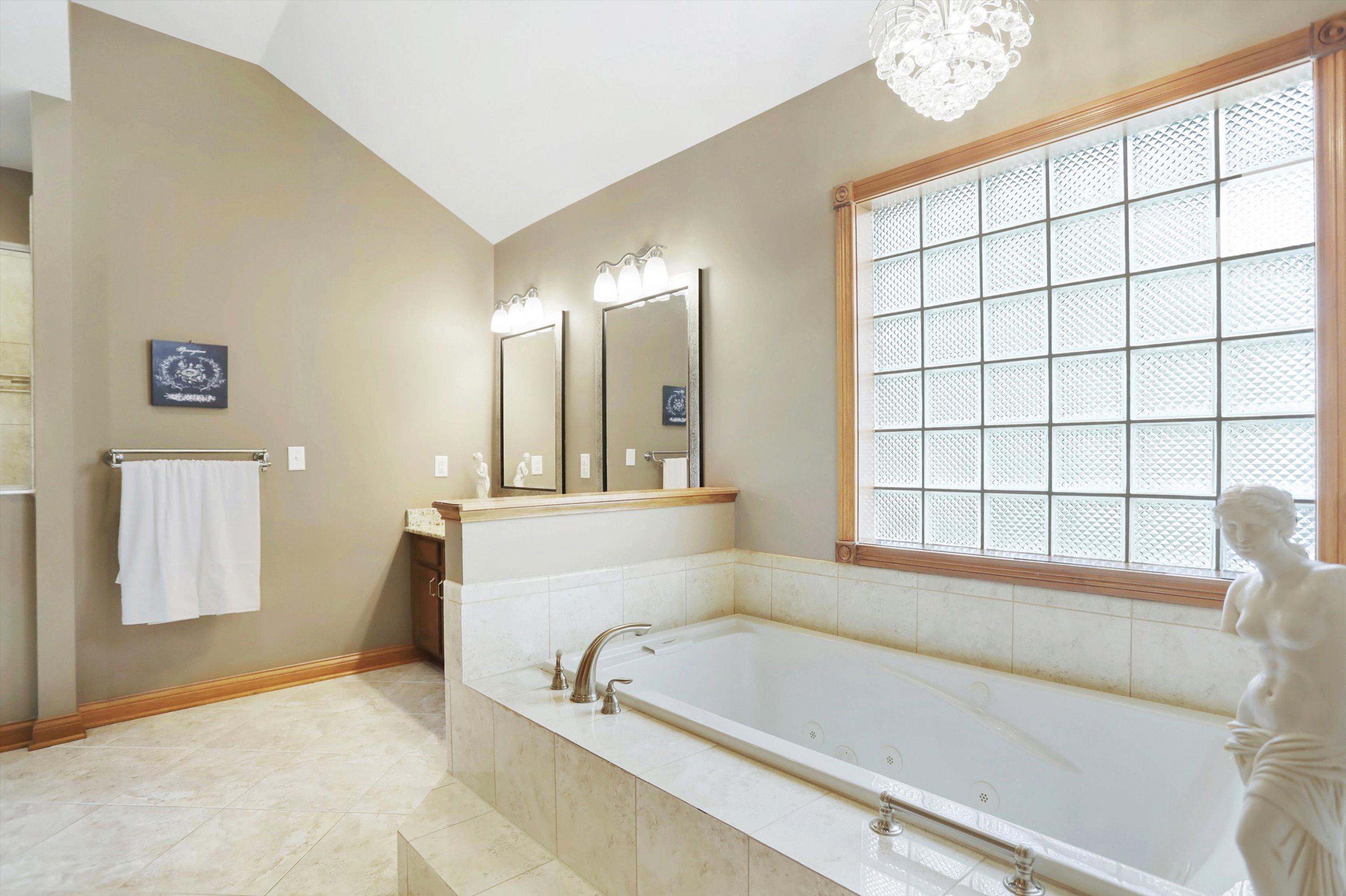 10151 Sea Star Way