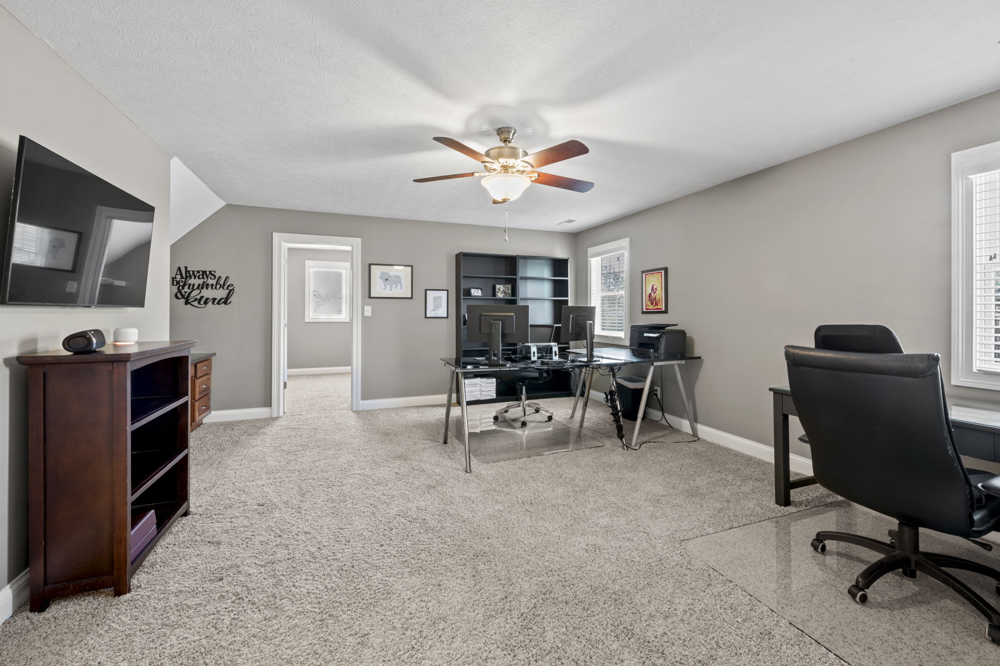 11117 Wintercove Way