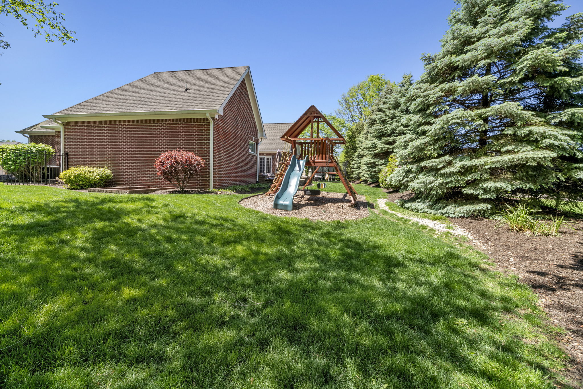 11117 Wintercove Way