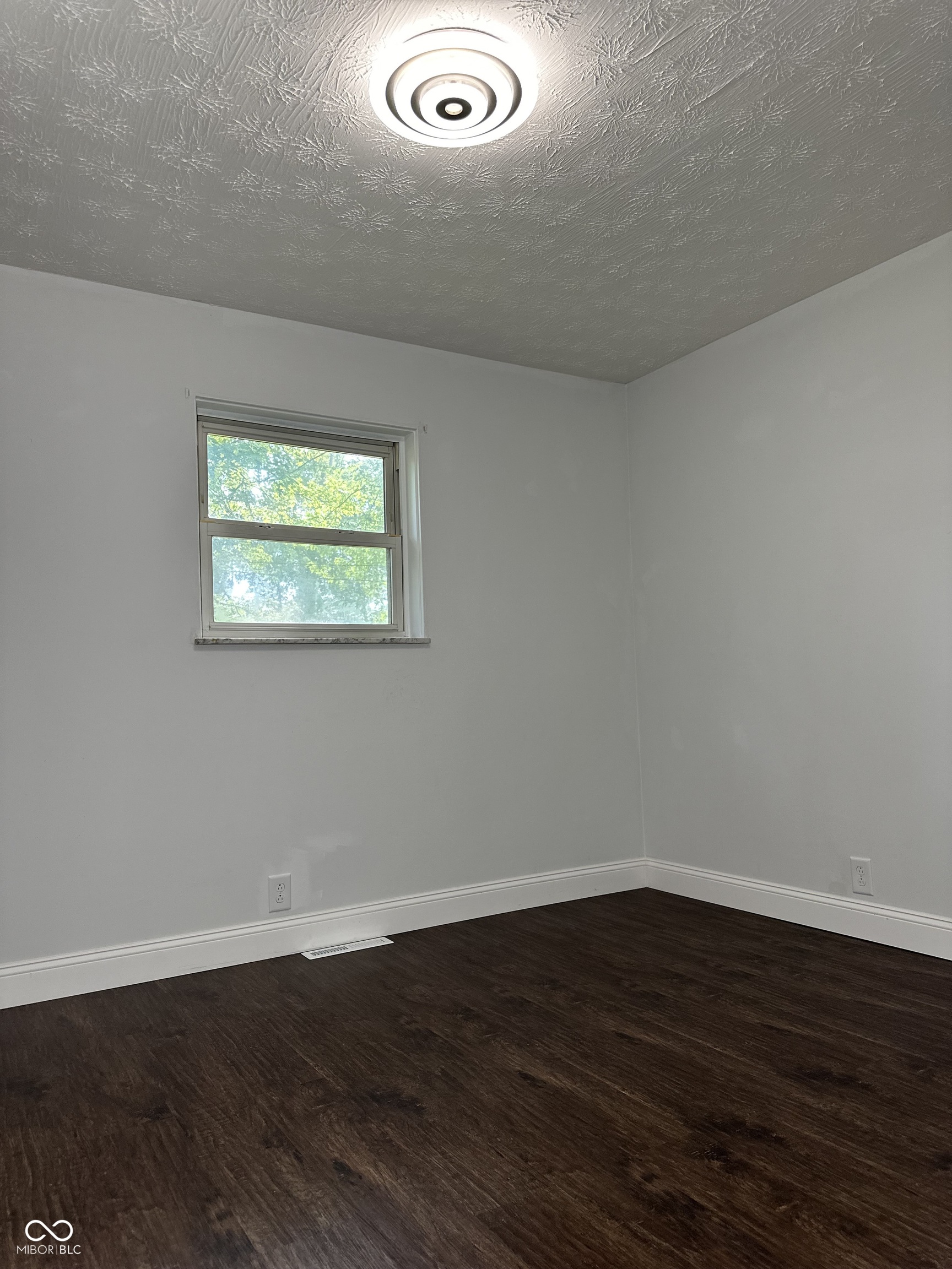 6008 Lockwood Lane