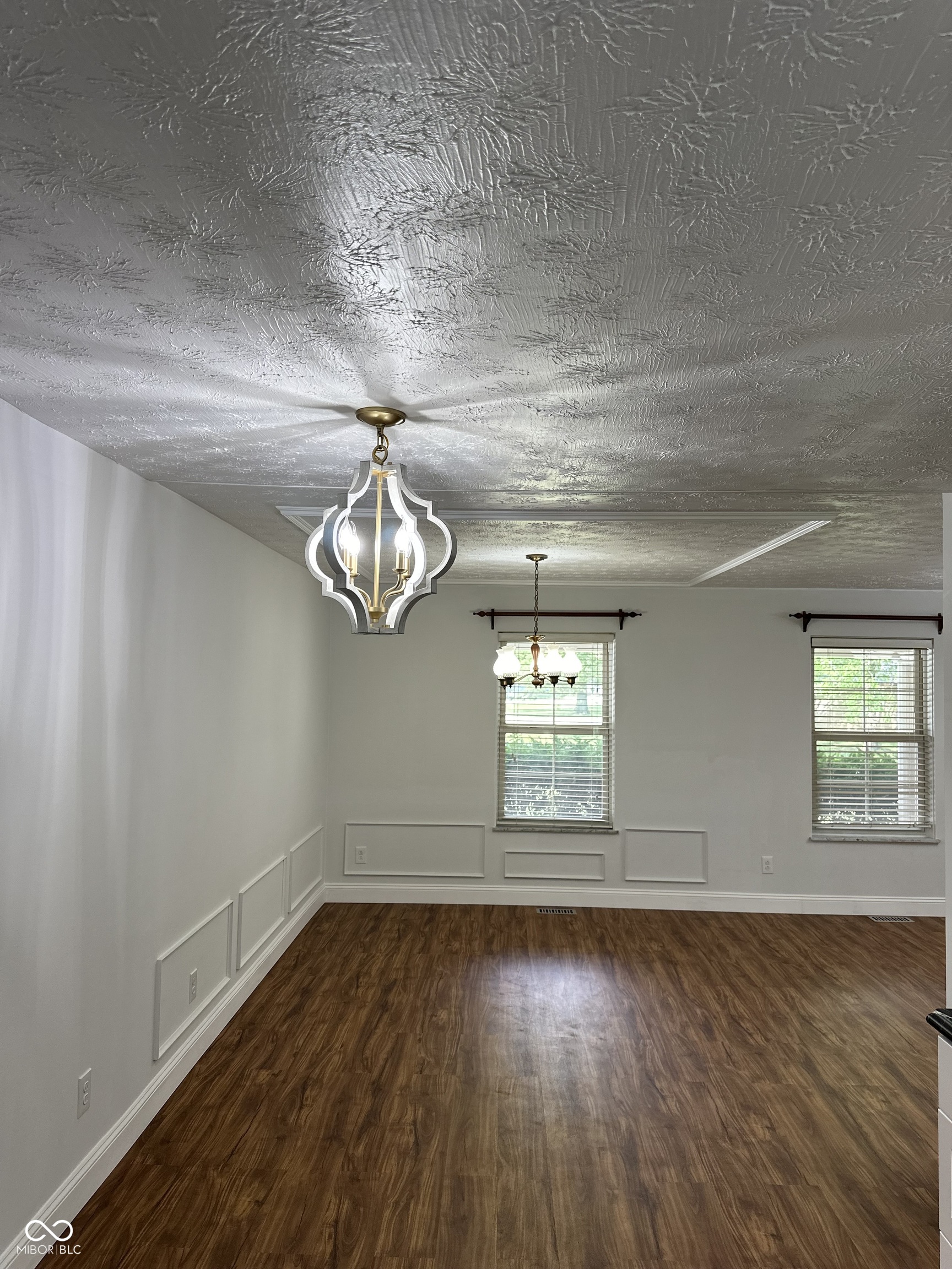 6008 Lockwood Lane