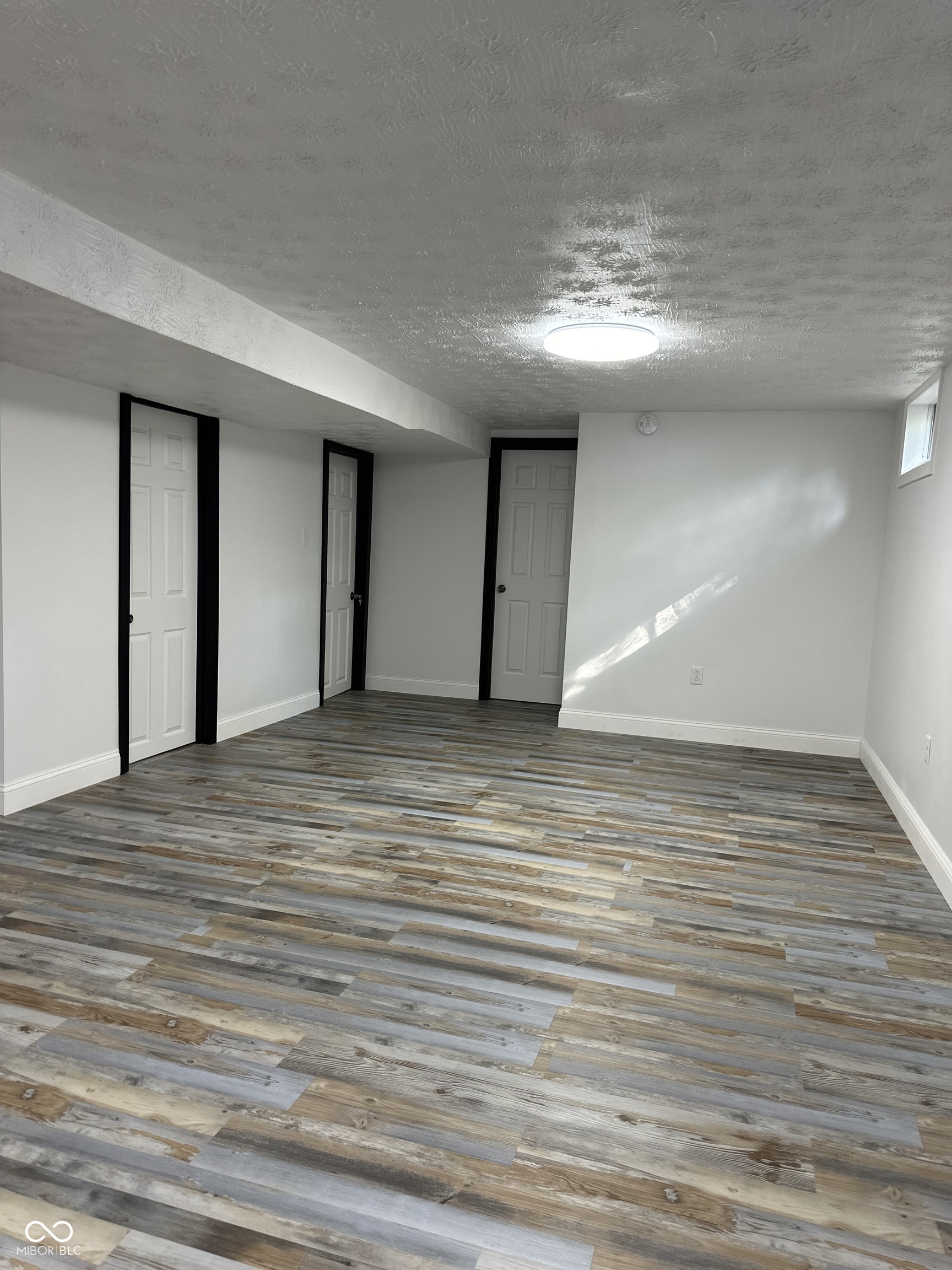 6008 Lockwood Lane