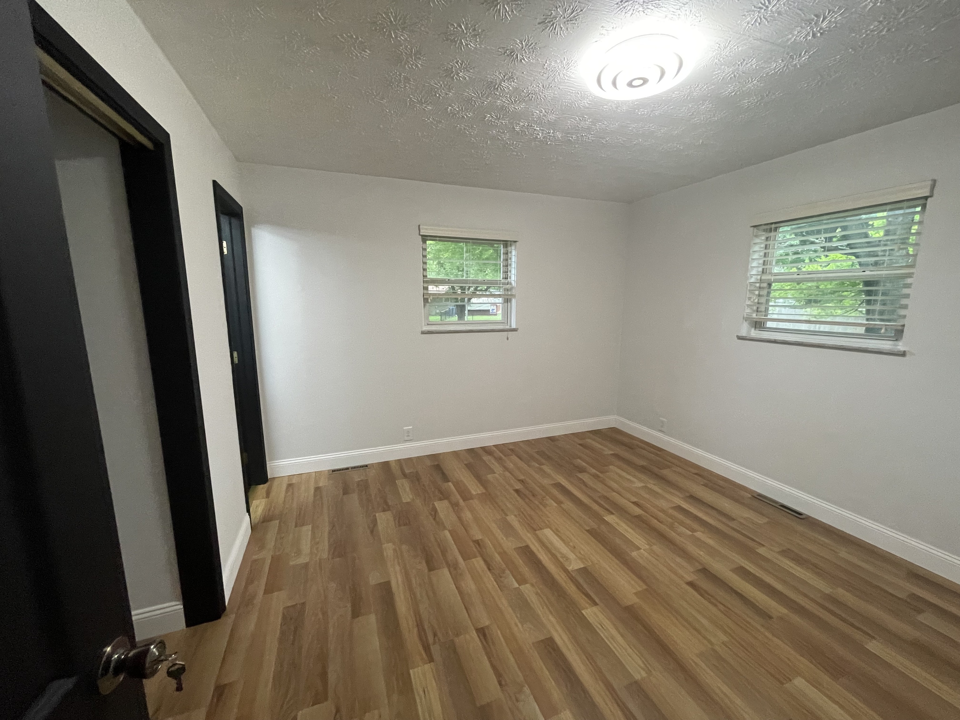 6008 Lockwood Lane