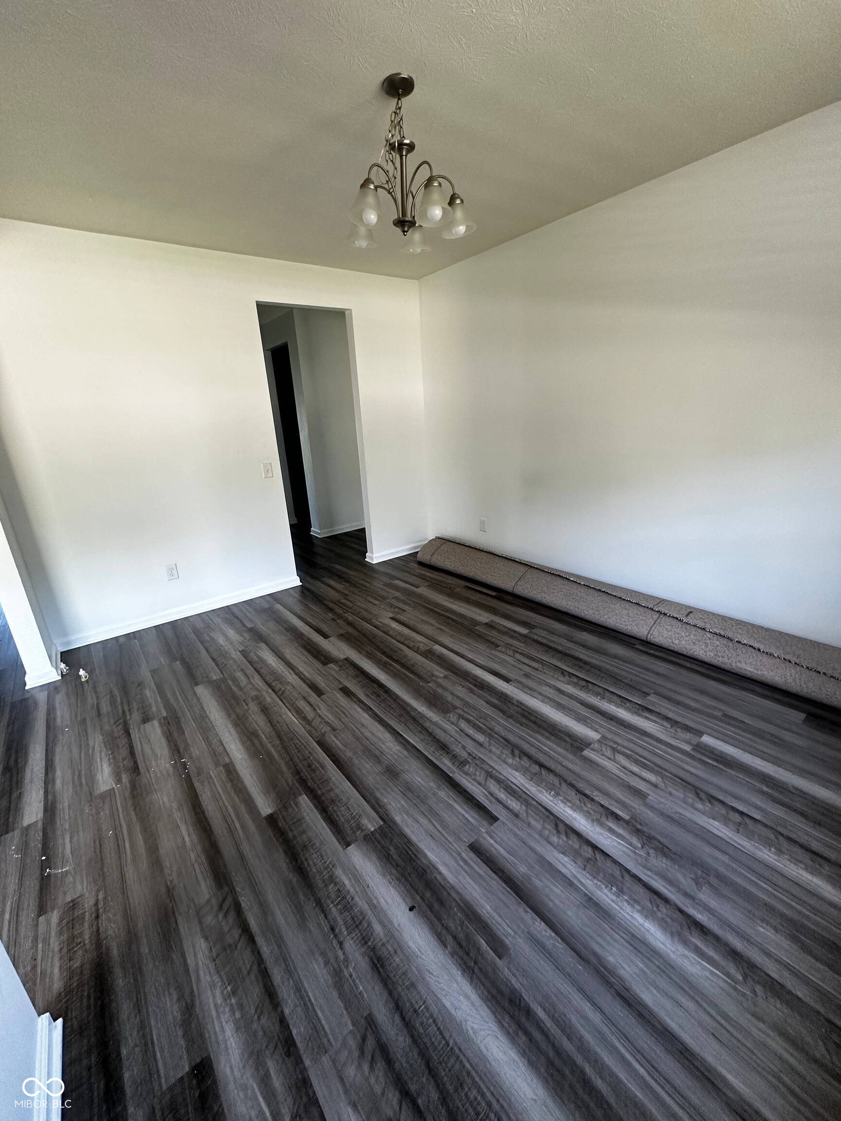 1389 Sarah Way
