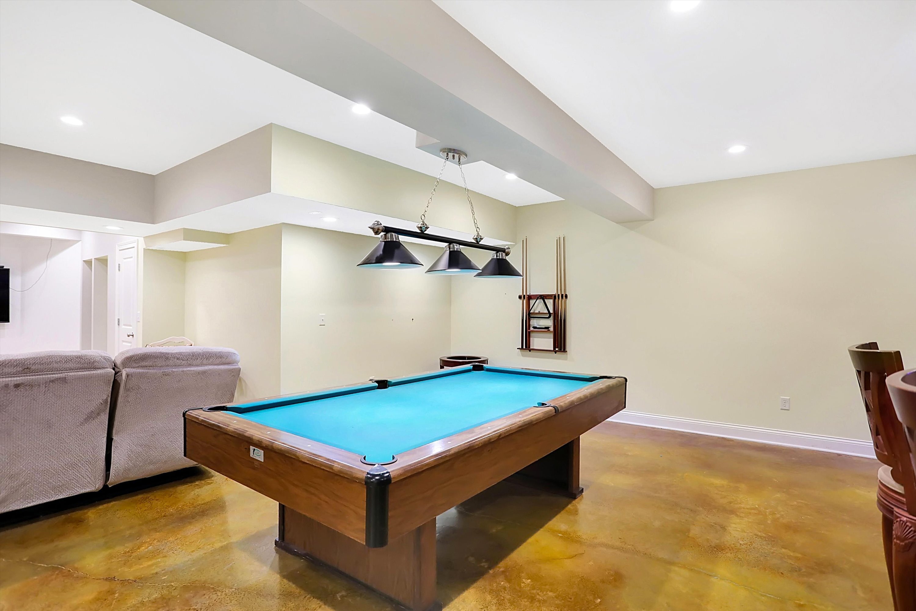 9410 Sandbury Road