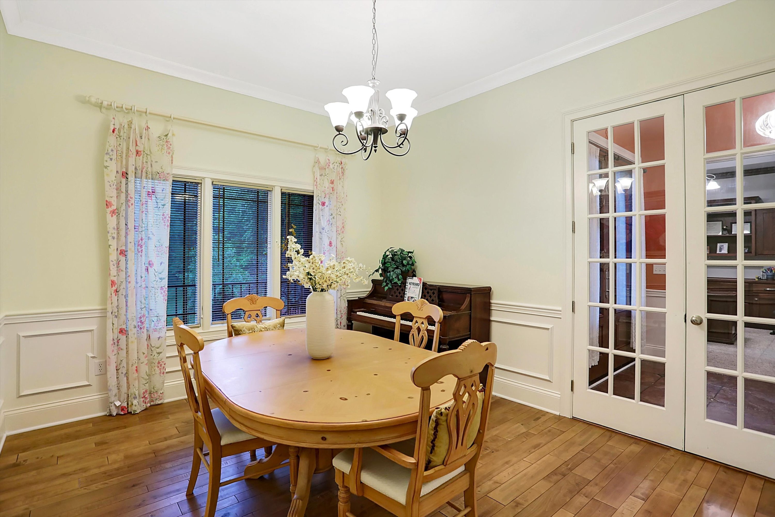 9410 Sandbury Road